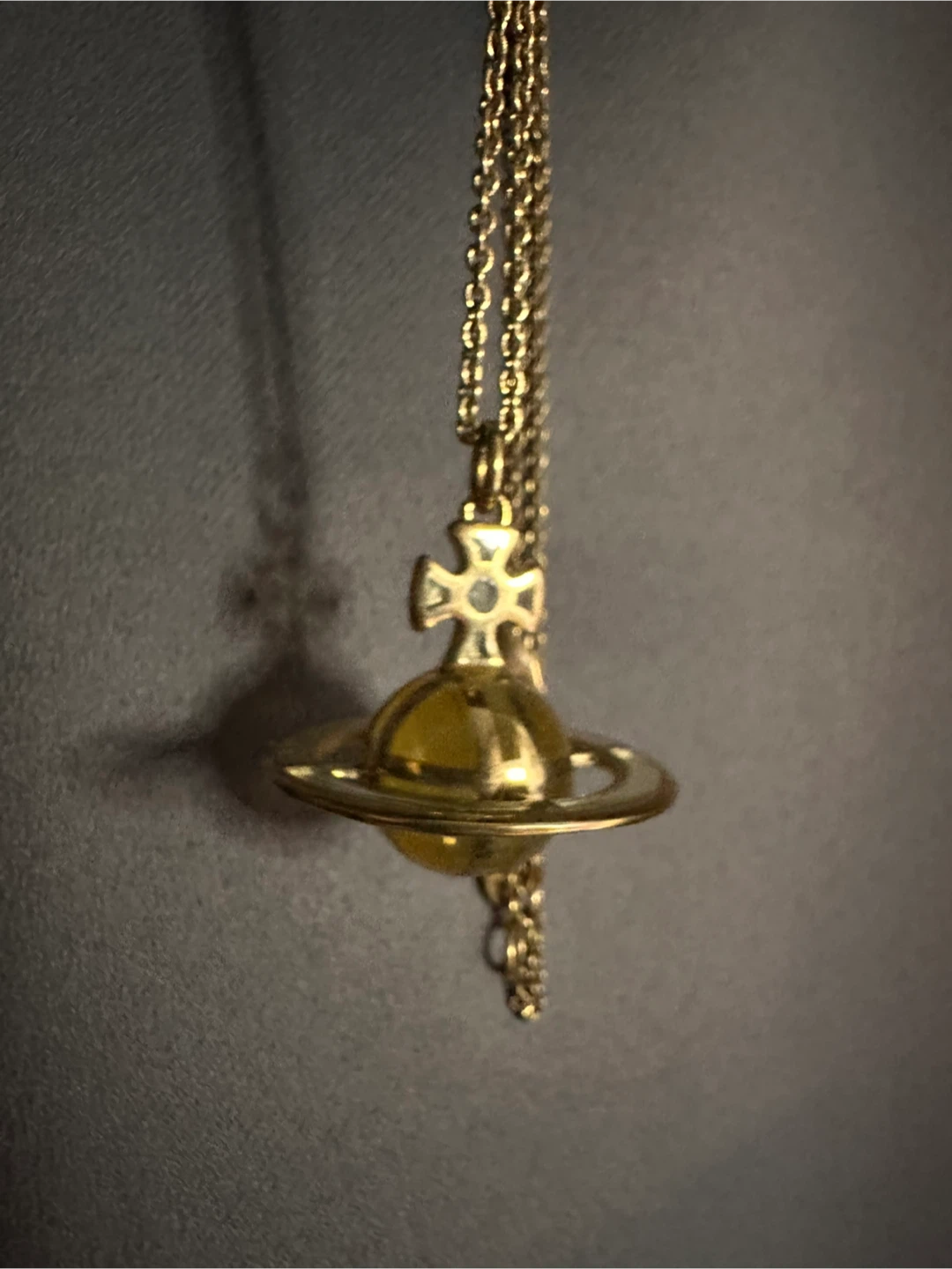 Vivienne Westwood Gold Orb Pendant Necklace - photo 3