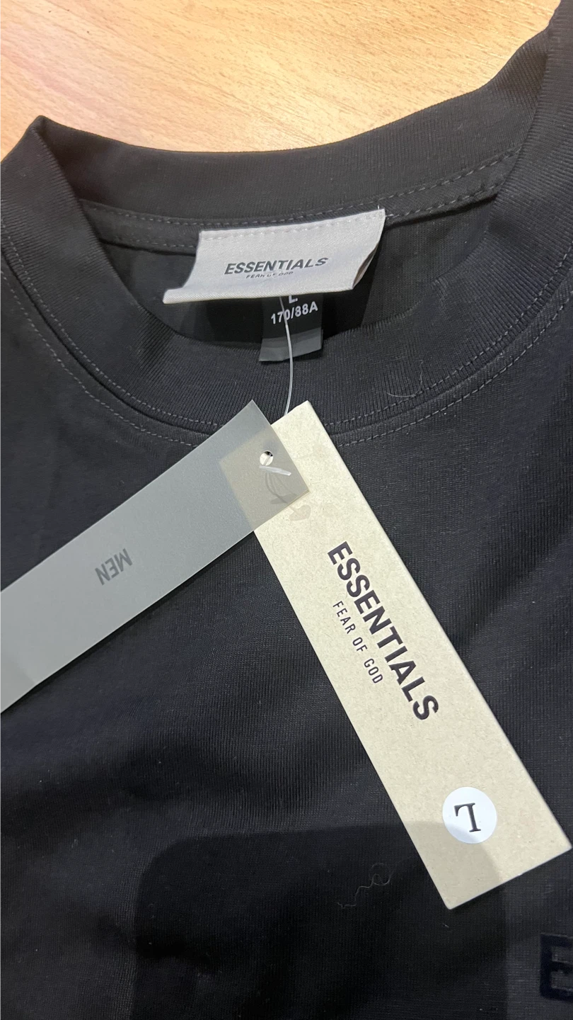 New ESSENTIALS Fear of God Black T-Shirt - Size L - photo 4