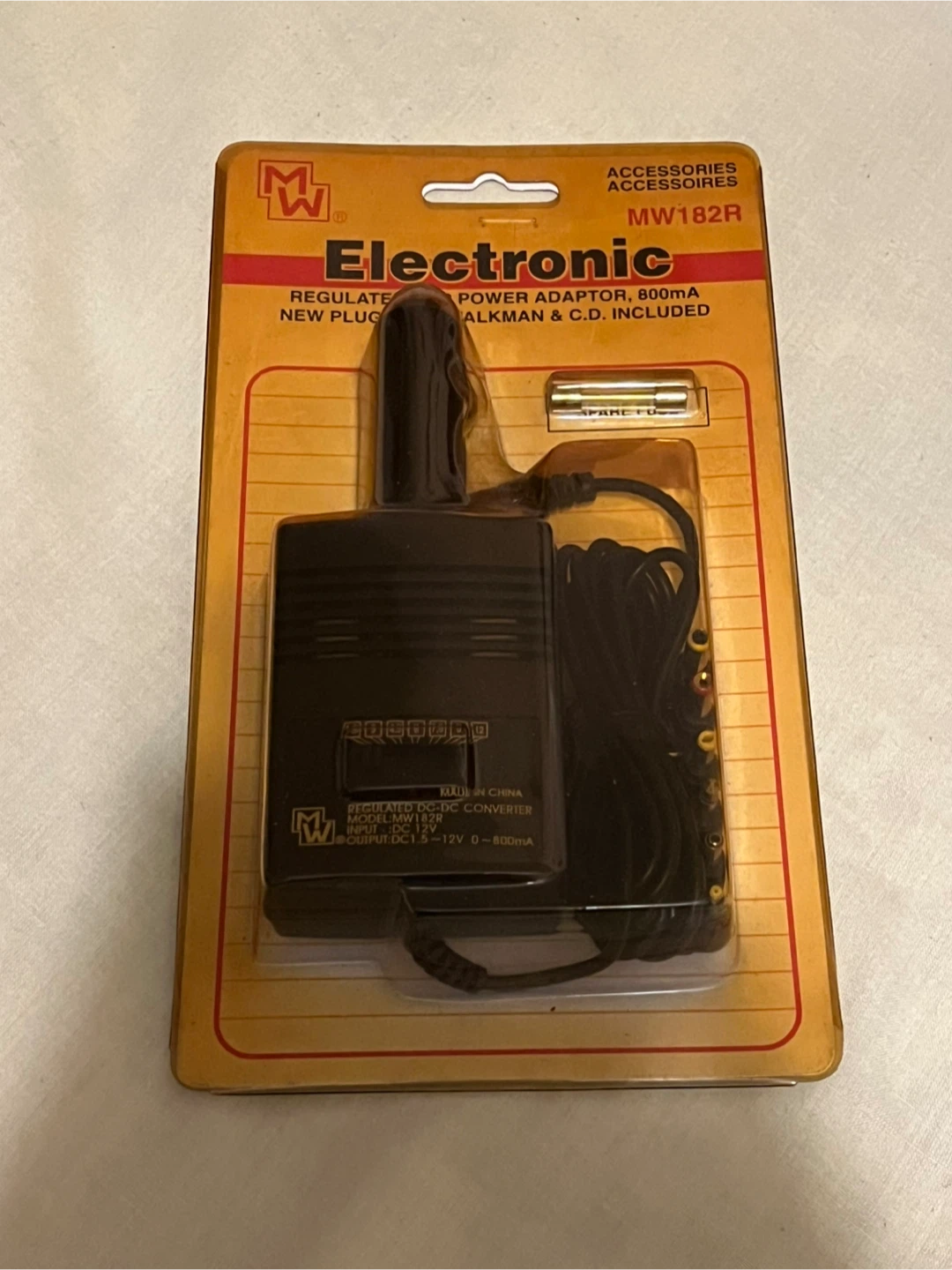 MW182R Regulated DC Power Adaptor 800mA