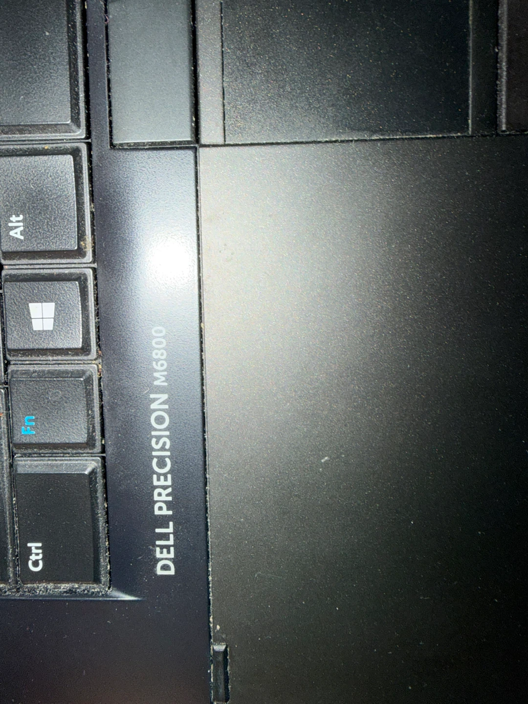 Dell Precision M6800 Laptop - photo 3