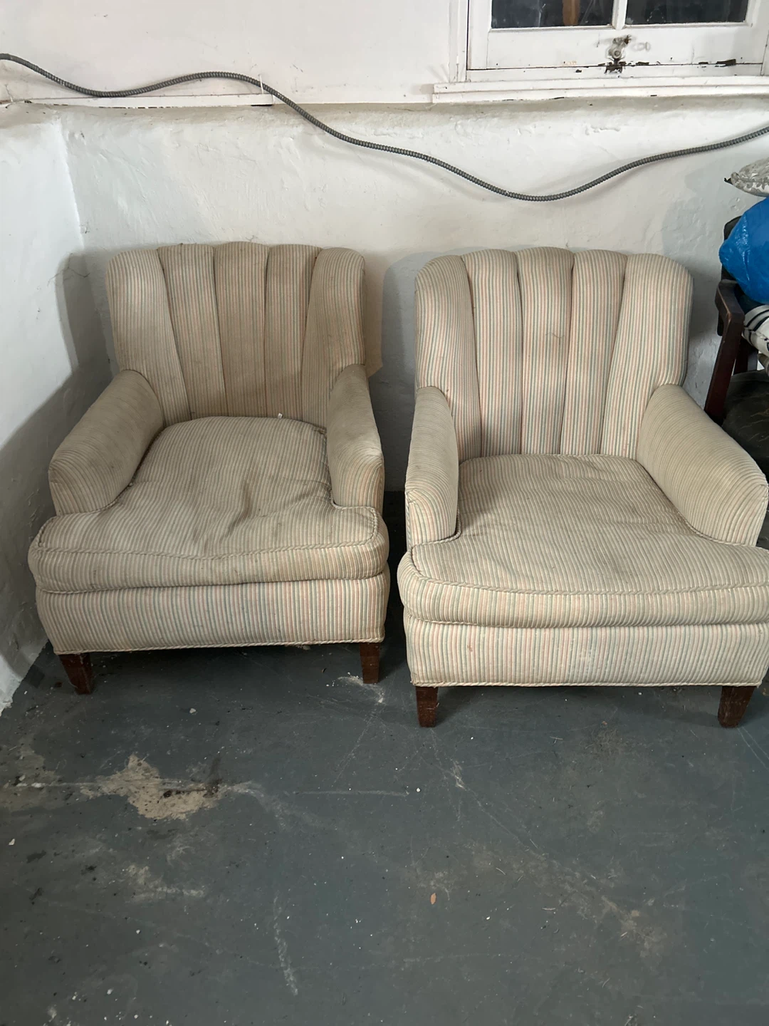 1930s vintage chairs