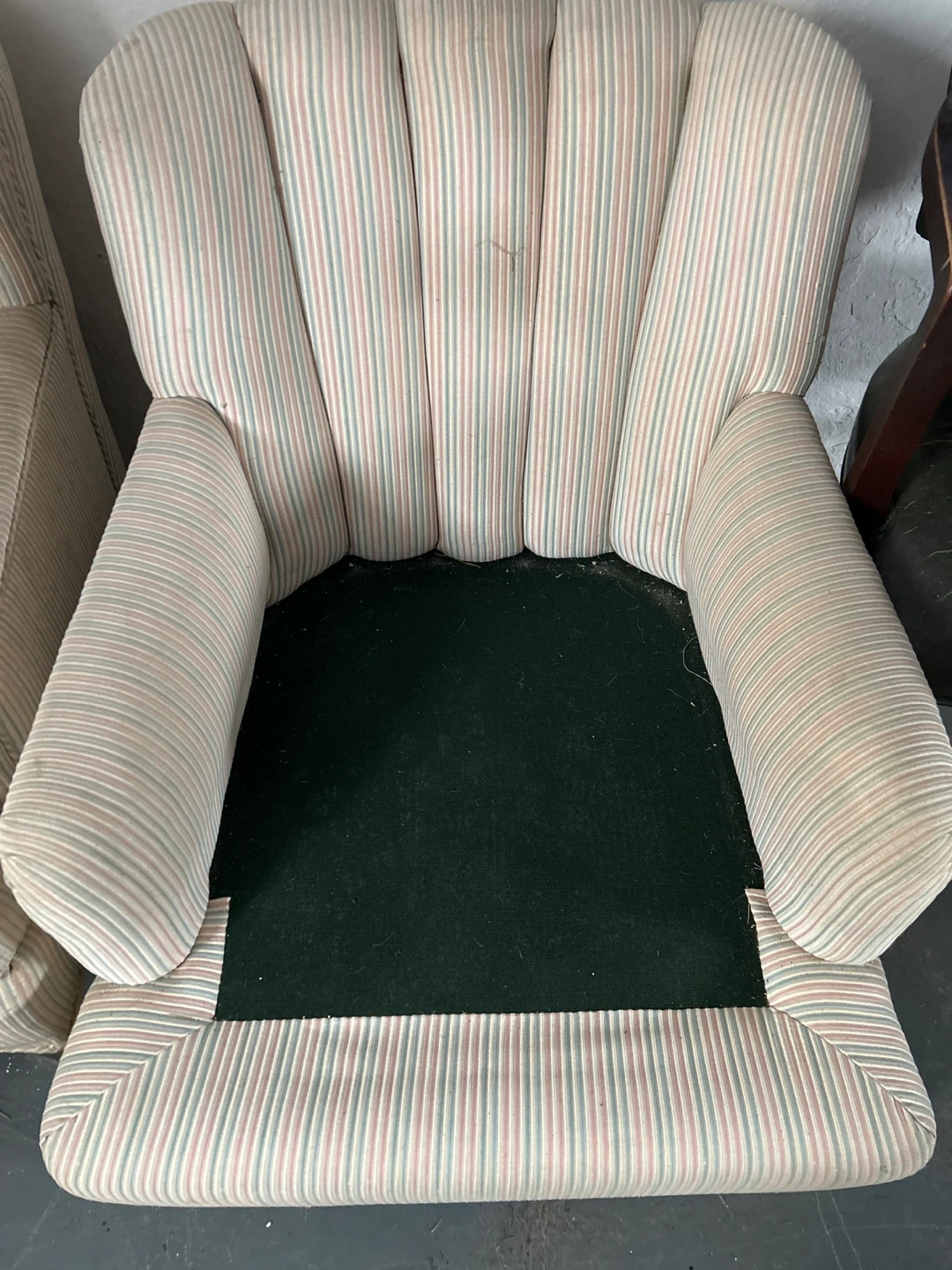1930s vintage chairs - photo 2