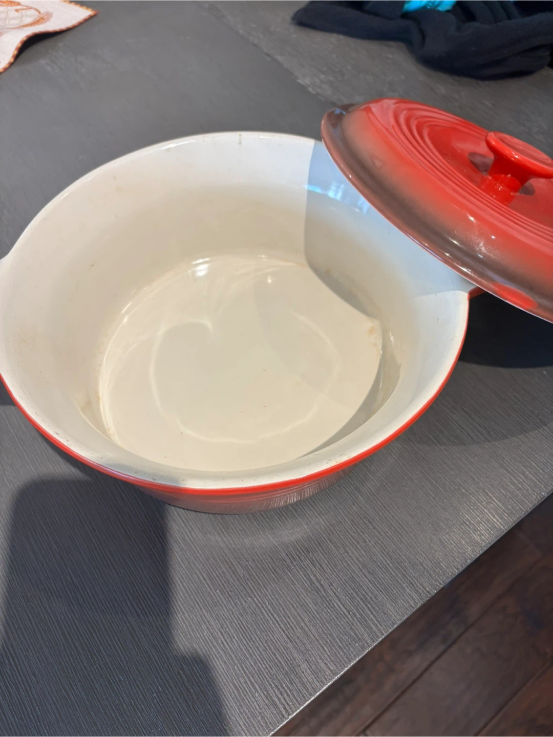 Red Enamel Dutch Oven - photo 2