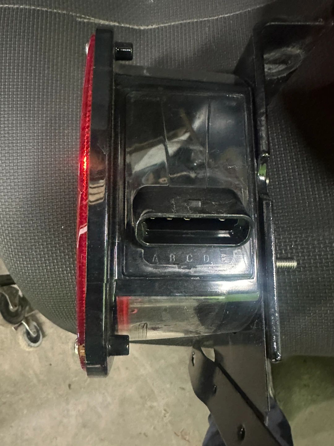 Pair of Red LED Trailer Lights - photo 2