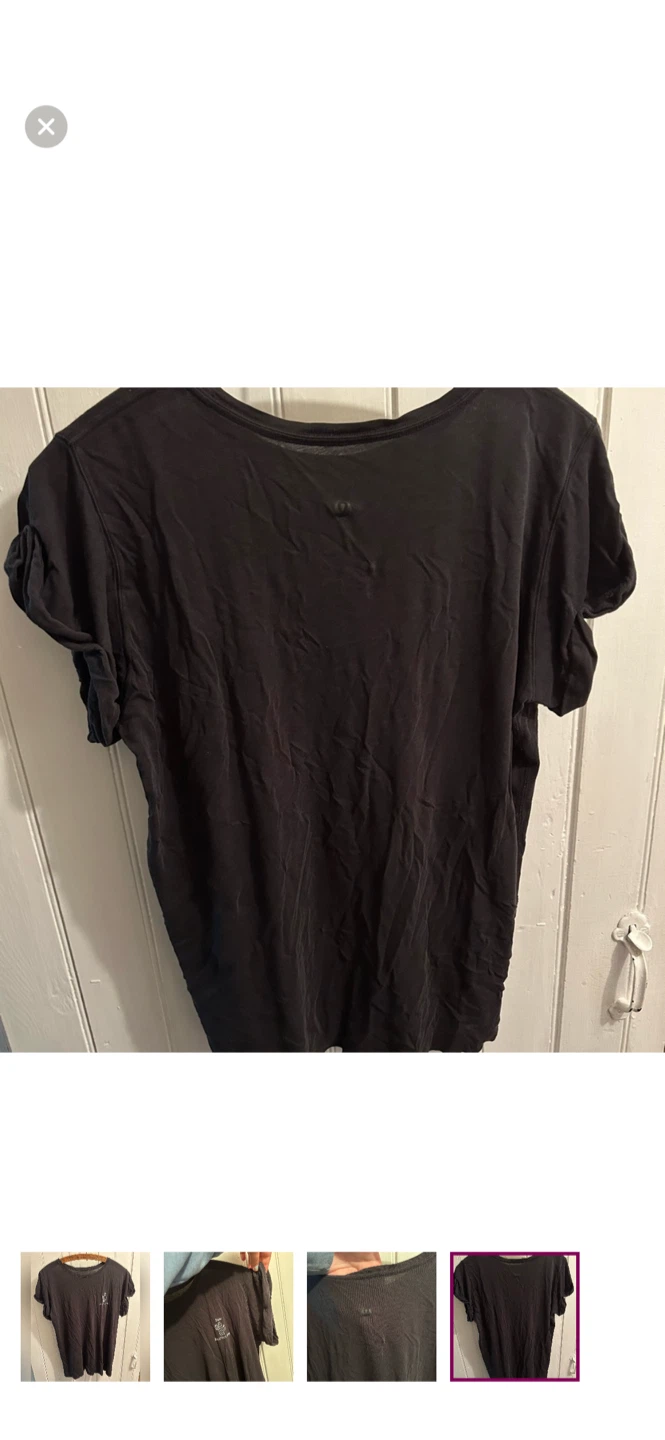 Lululemon Black T-Shirt - photo 4