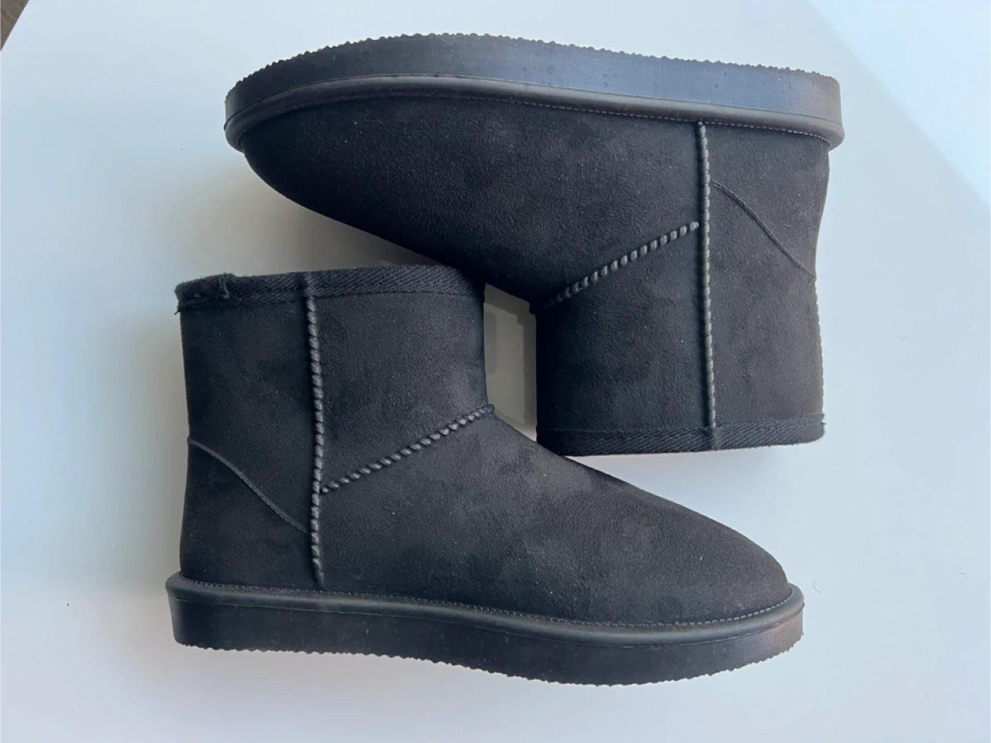 DKSUKO Black Winter Boots - Size 10