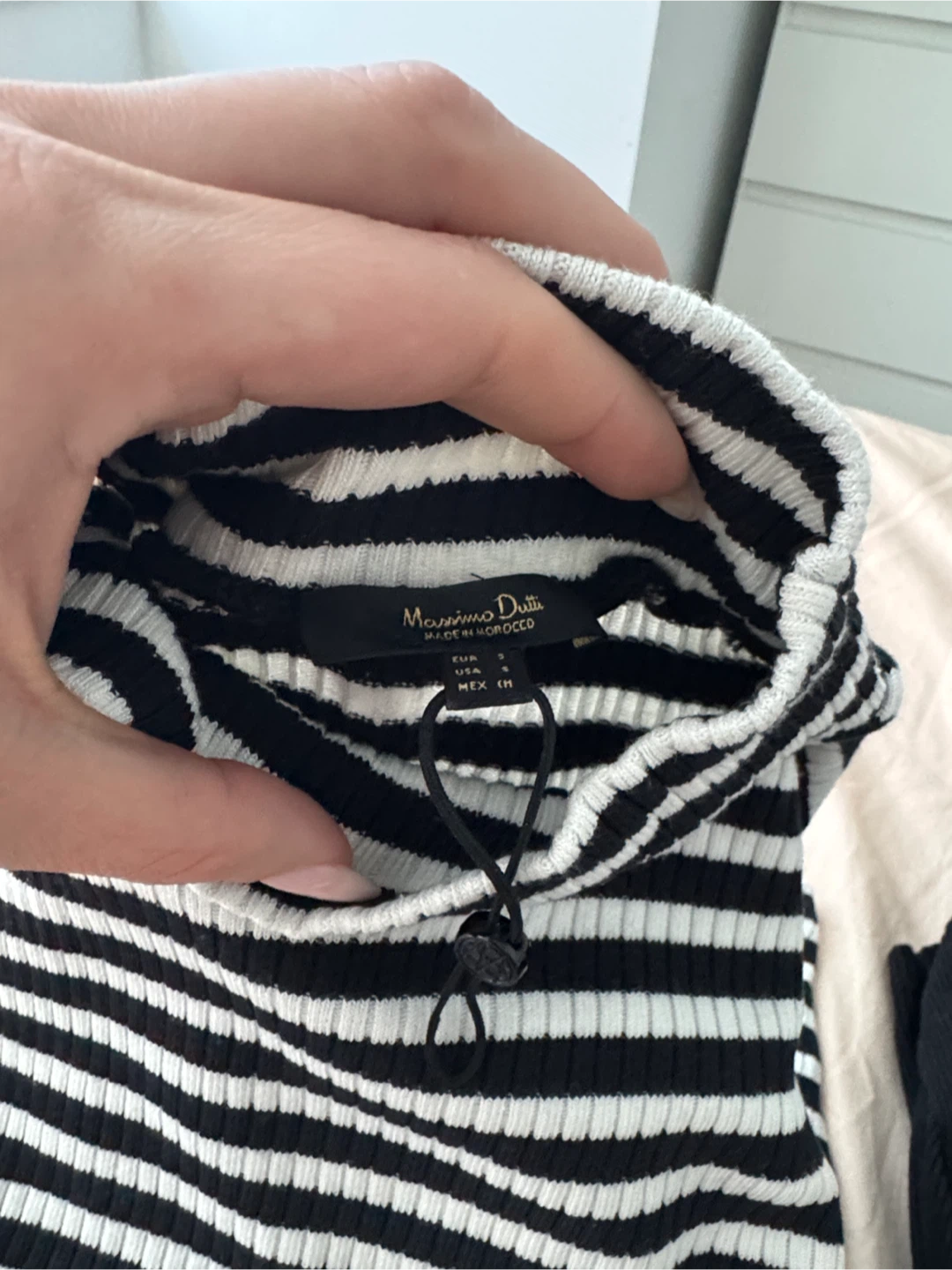 Massimo Dutti Tops (2) - Size M and Small - photo 3