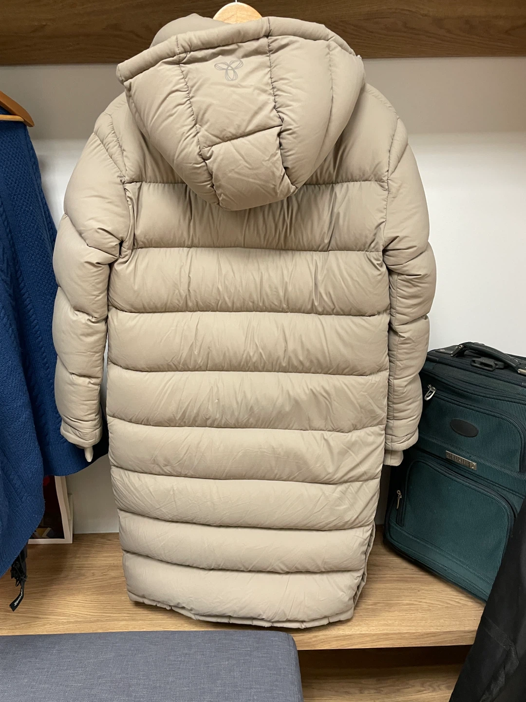 TNA Super Puff Long Coat - Size 2XS (has small tear) - photo 4