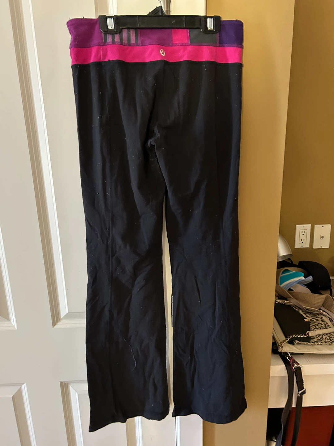 Lululemon Black Yoga Pants - photo 2