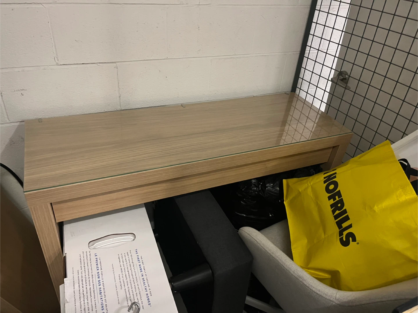 IKEA Vanity Table - Light Brown - photo 5