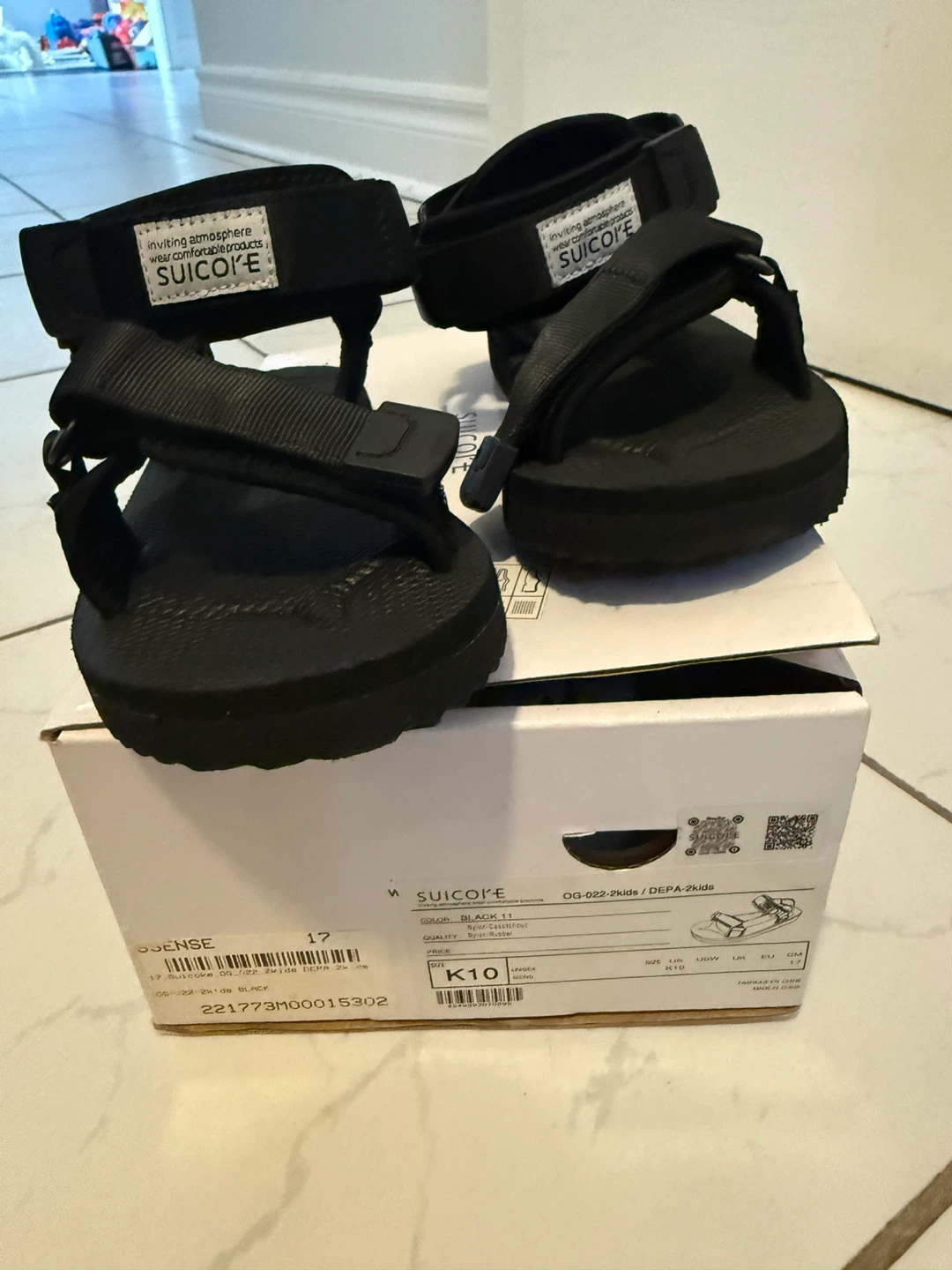 Suicoke DEPA-2kids Black Sandals - Size K10 - photo 2