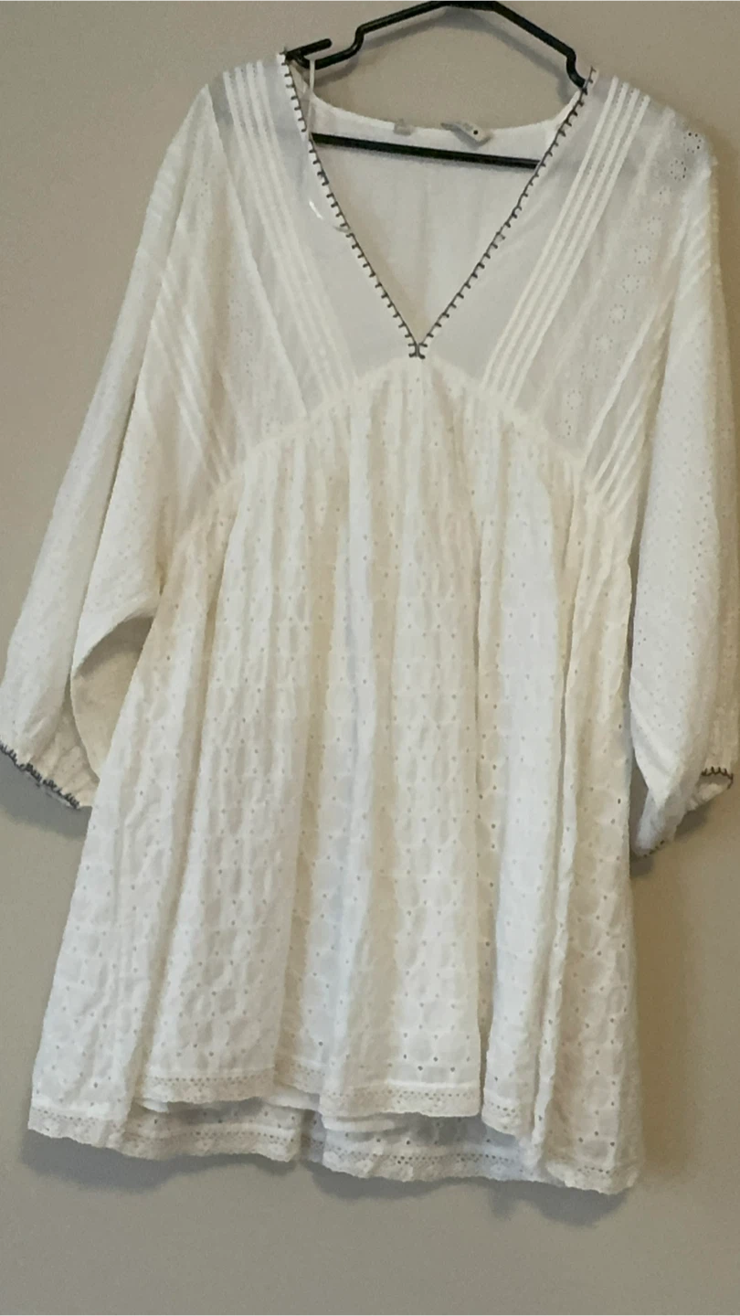 Zara White Eyelet Blouse - Size L