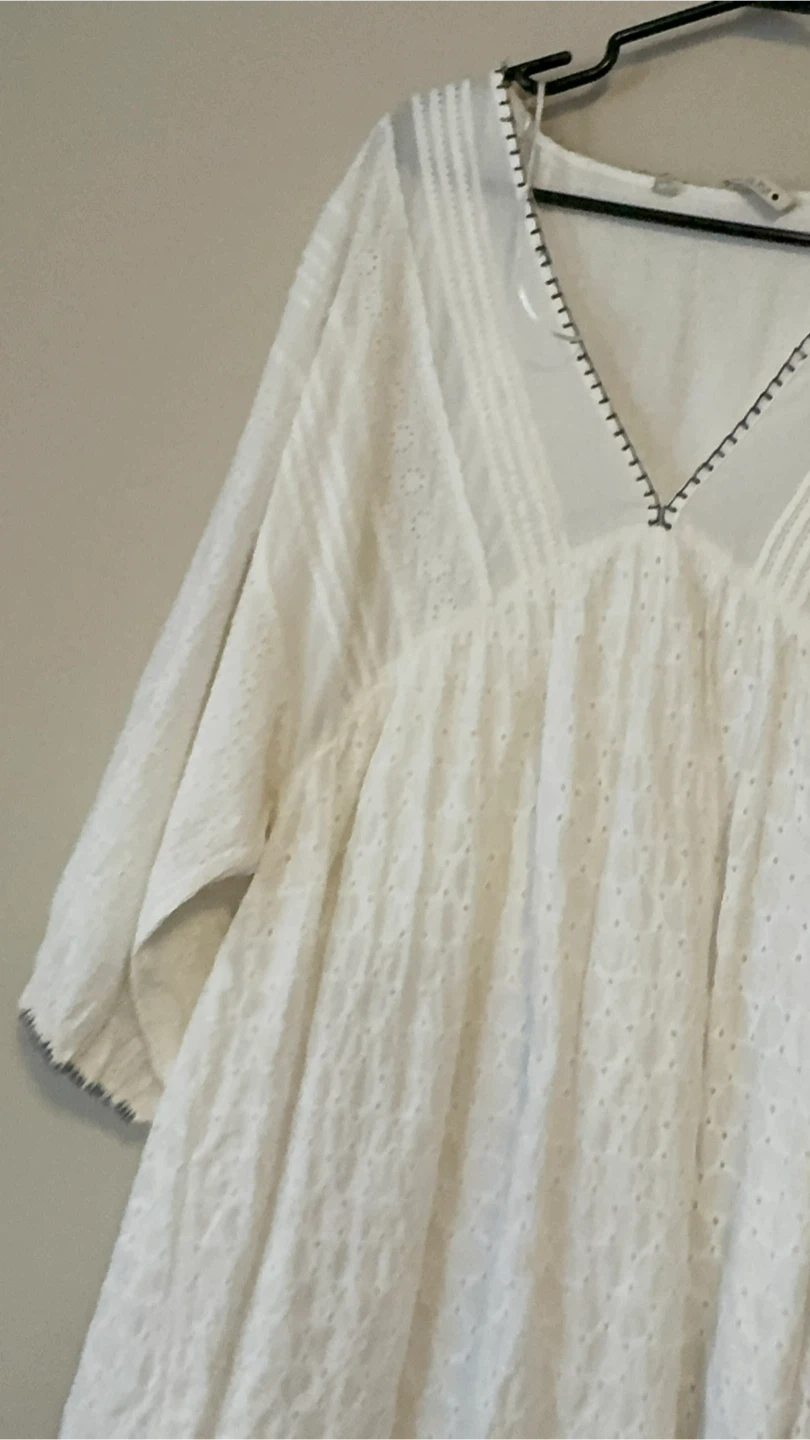 Zara White Eyelet Blouse - Size L - photo 2