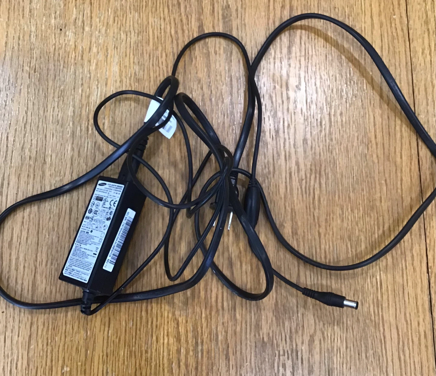 Samsung AC/DC Adapter PN3014 - photo 2