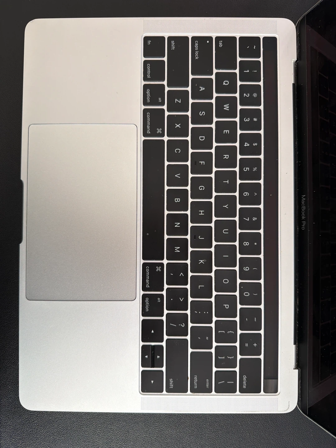 MacBook Pro Model A1706 - photo 2