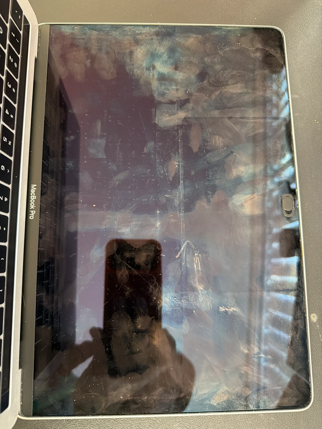 MacBook Pro Model A1706 - photo 3