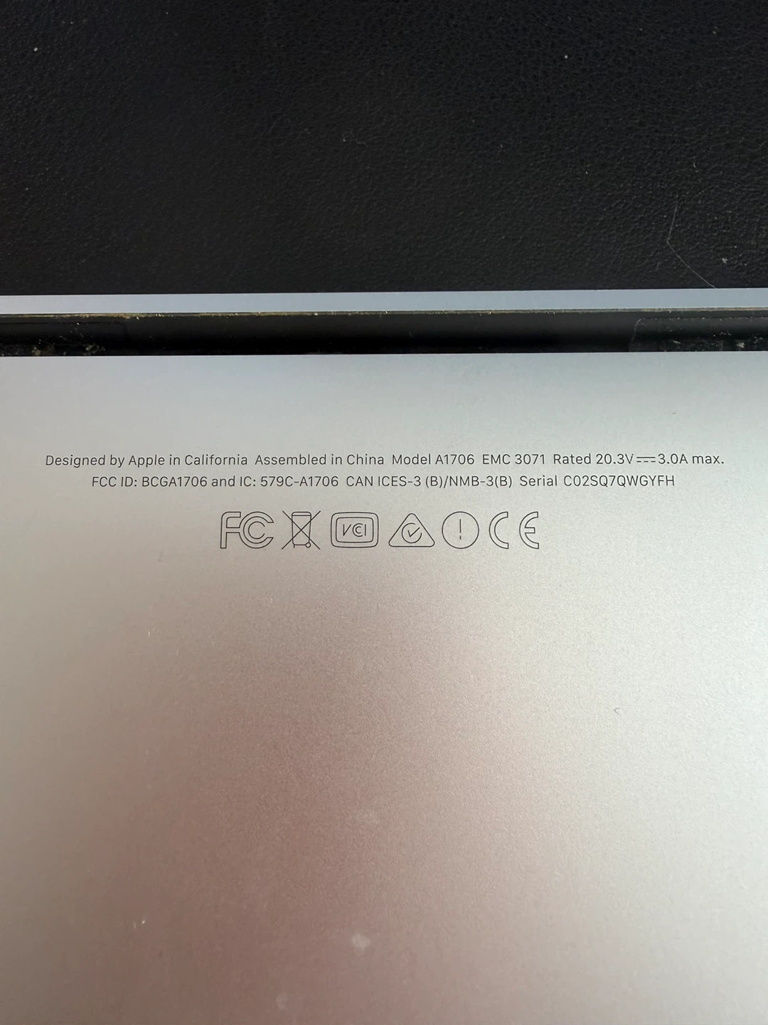 MacBook Pro Model A1706 - photo 5