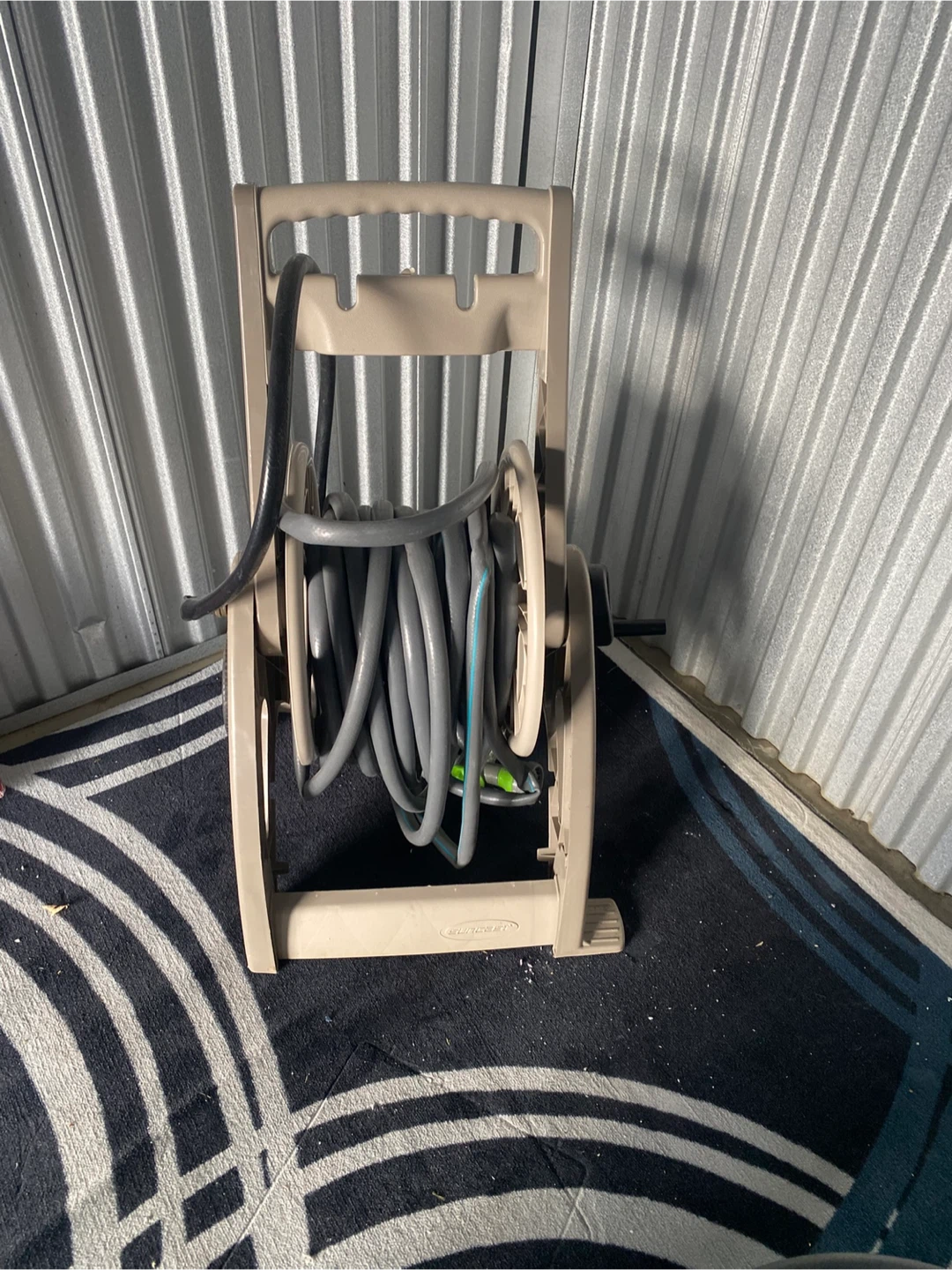 Suncast Garden Hose Reel Cart - photo 2