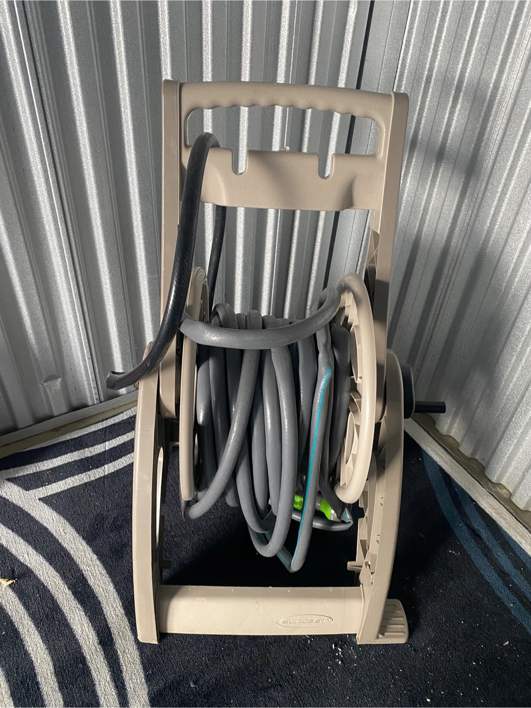 Suncast Garden Hose Reel Cart - photo 4