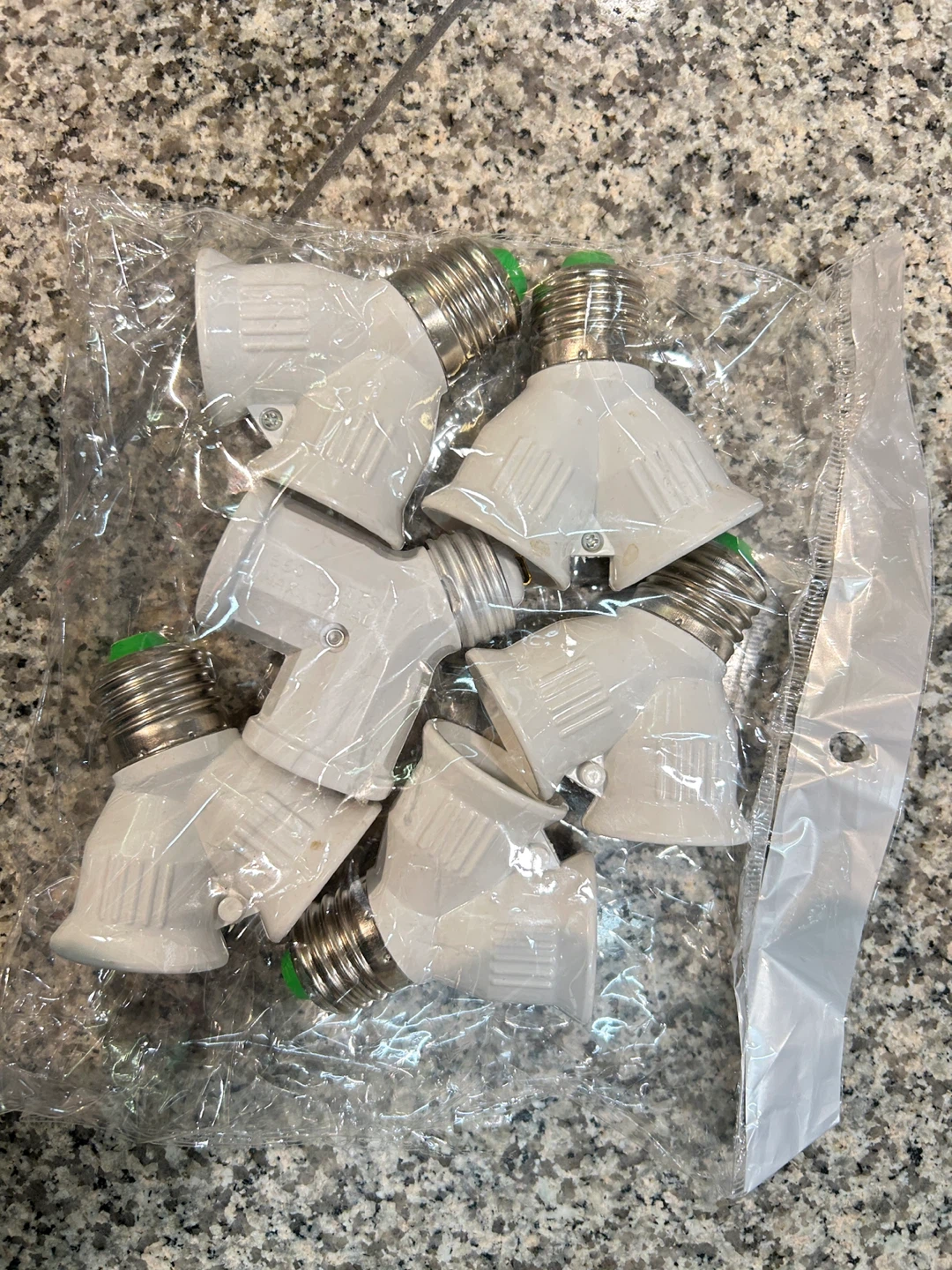 Light Bulb Socket Splitter - New - photo 3