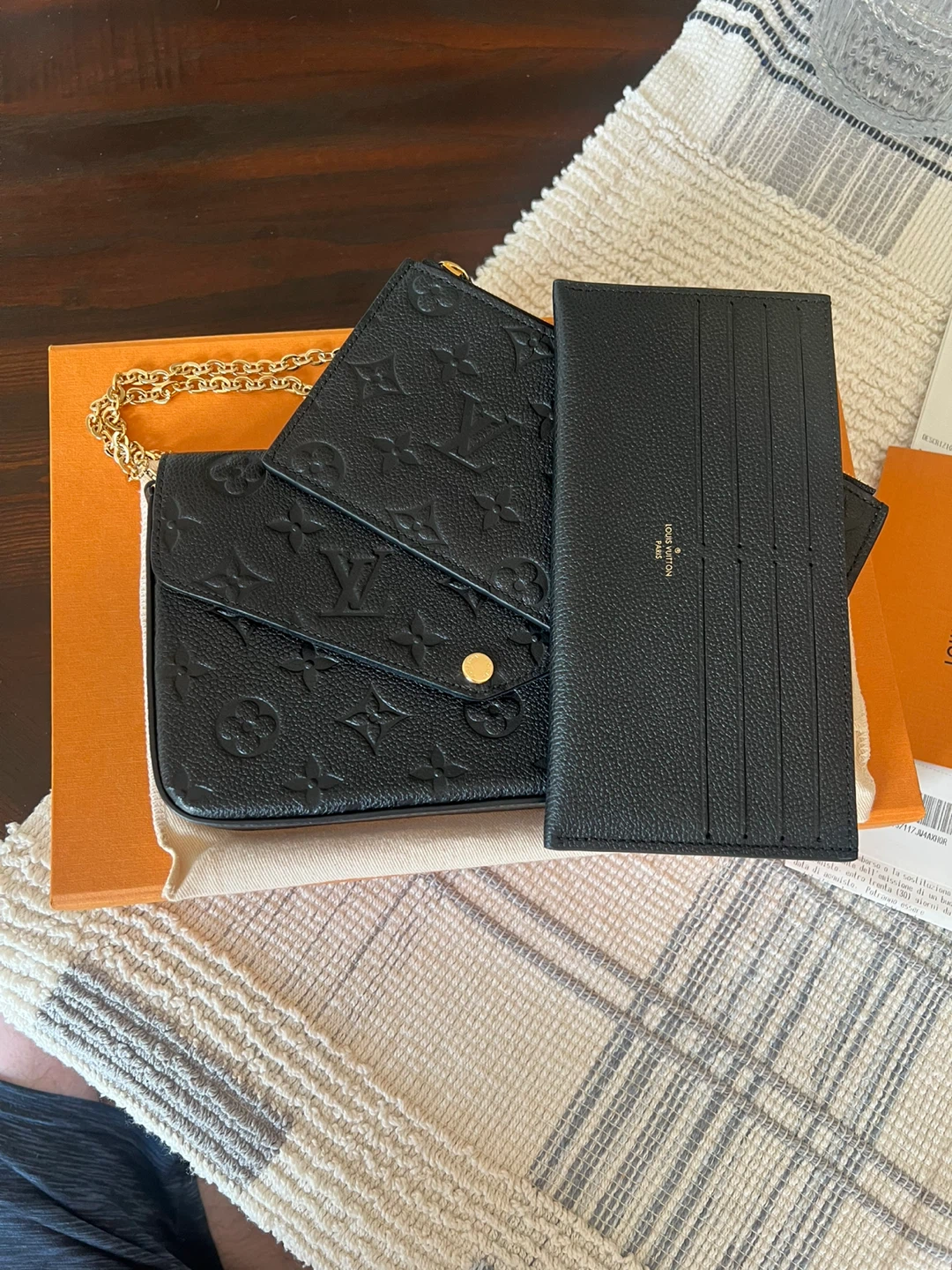 Louis Vuitton Empreinte Chain Wallet Black - photo 2