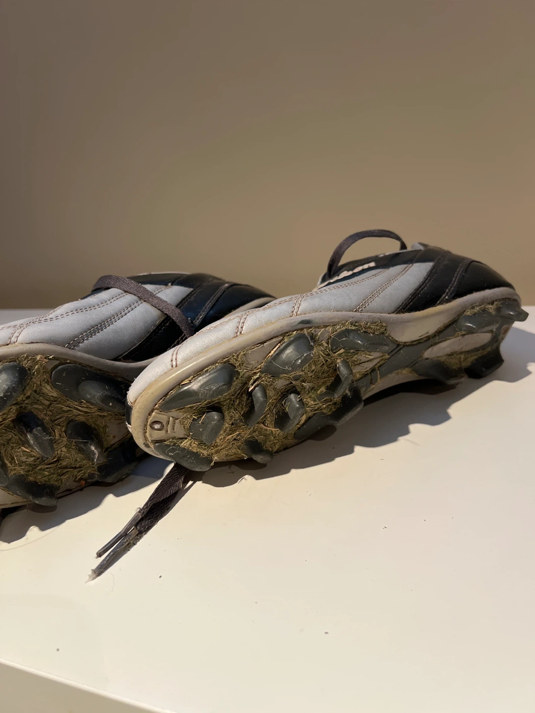 Wilson Ladies Soccer Cleats - photo 2