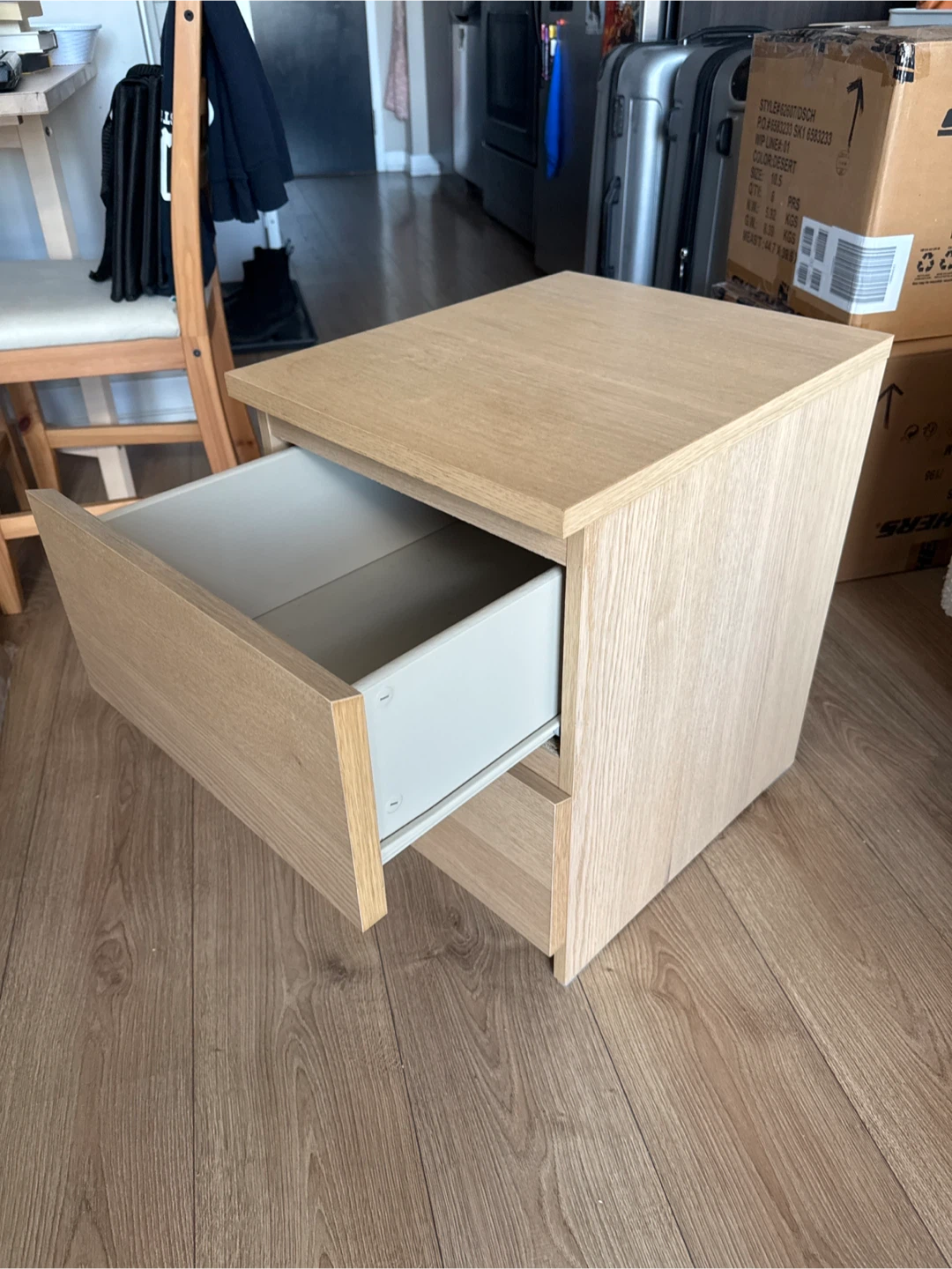 IKEA Malm Nightstand - photo 3