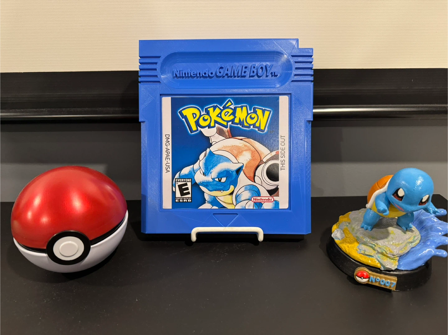Pokémon Game Boy Cartridge Display Piece - photo 3
