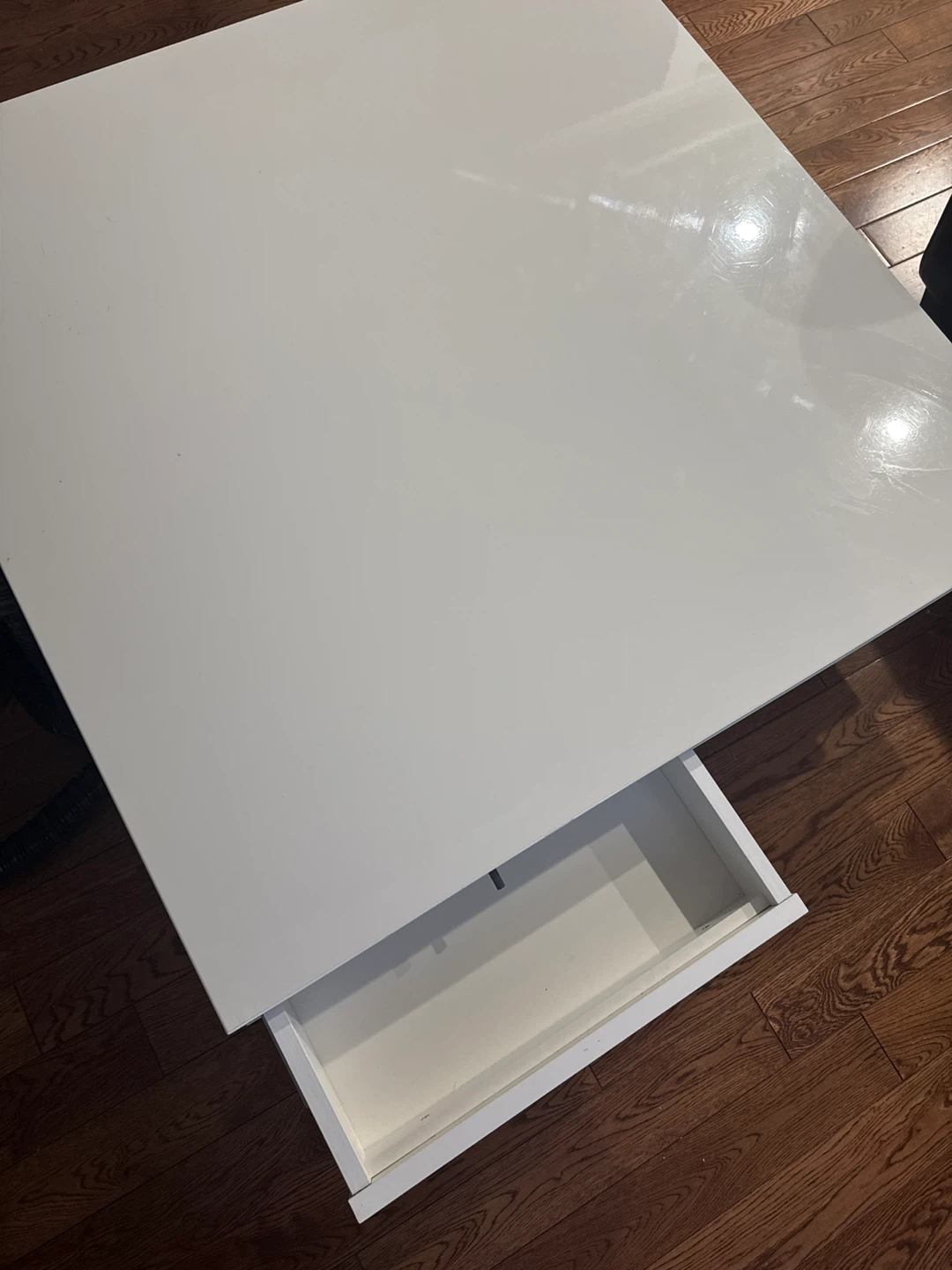 IKEA White Modern Coffee Table - photo 2