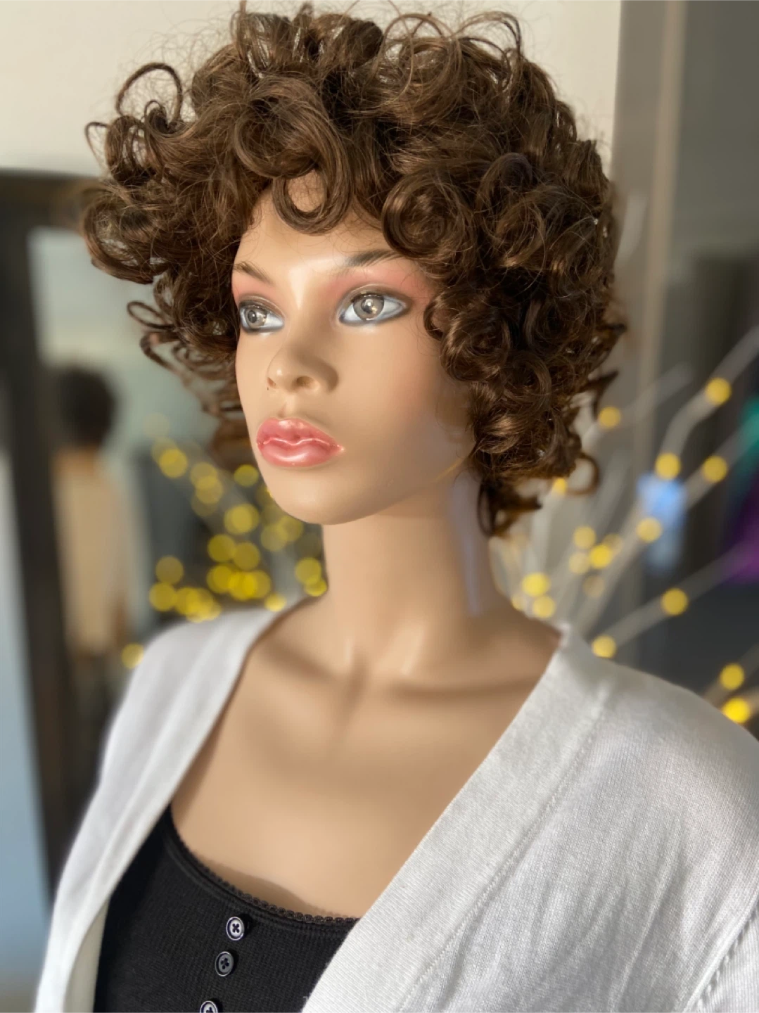 NWOT: Short Curly Ringlet Brown Synthetic Wig (2337) - photo 2