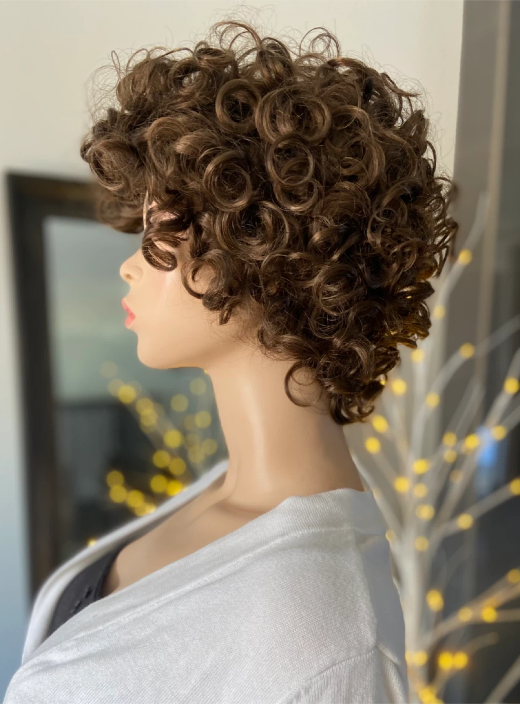 NWOT: Short Curly Ringlet Brown Synthetic Wig (2337) - photo 5