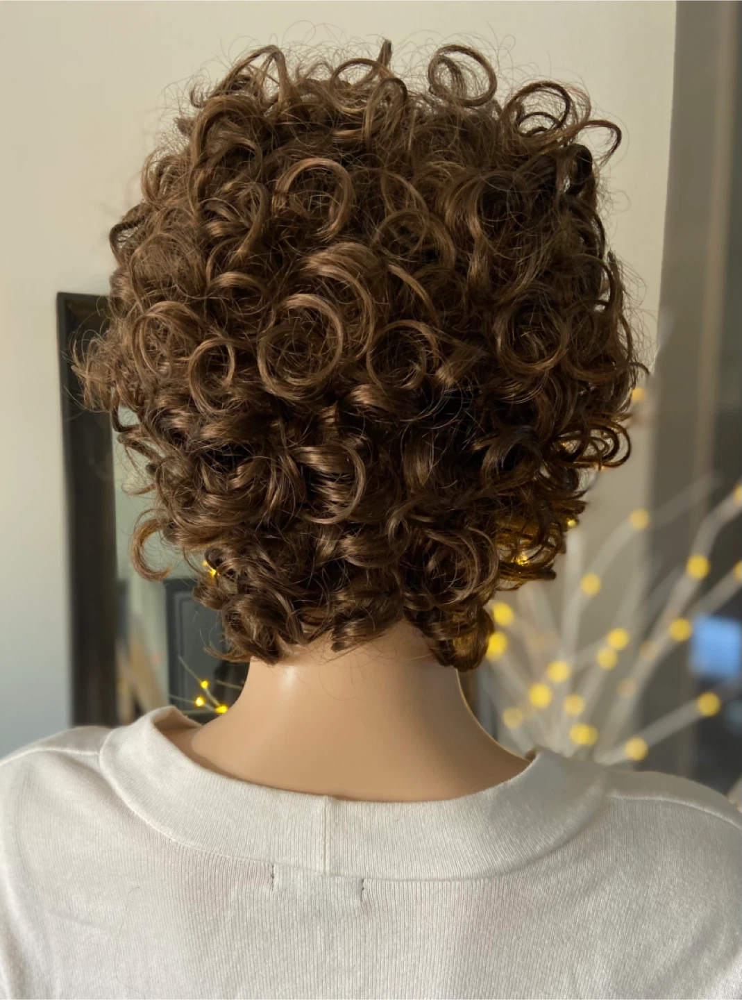 NWOT: Short Curly Ringlet Brown Synthetic Wig (2337) - photo 4