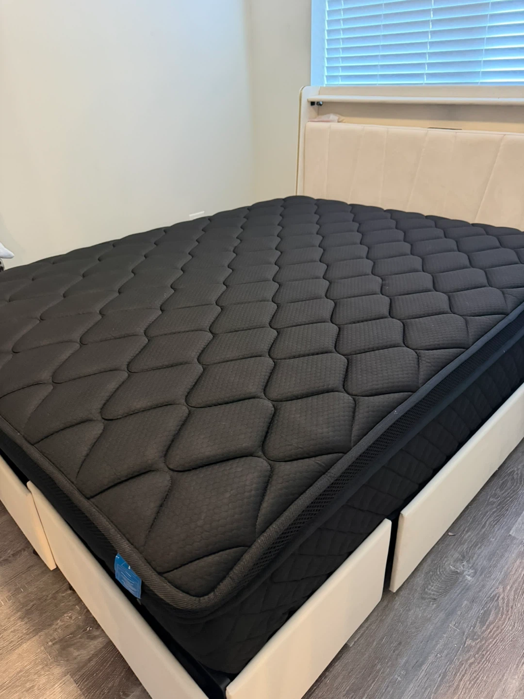 NEW Queen Pure Comfort Mattress
