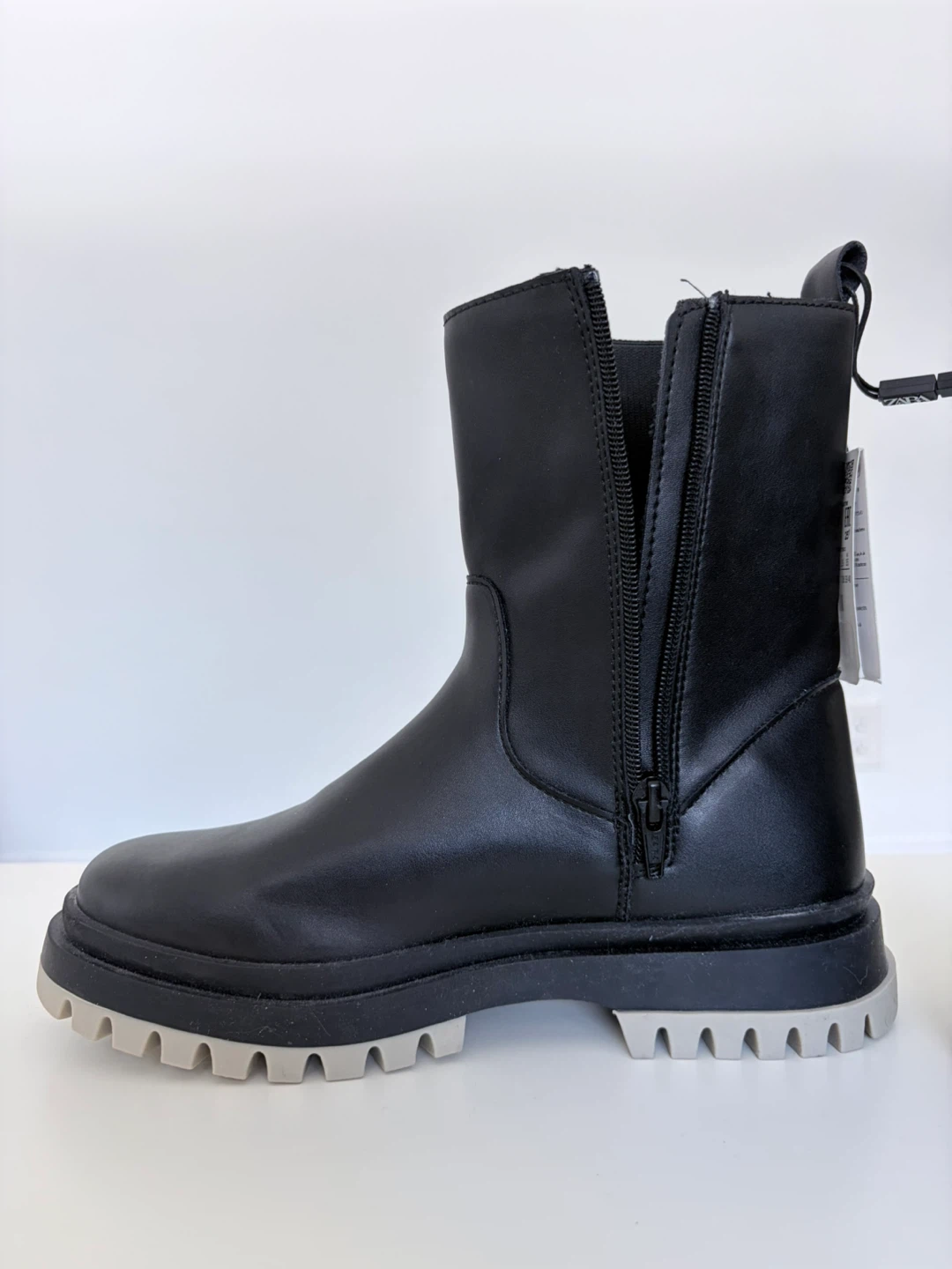 Zara Black Leather Ankle Boots - Size 6 - photo 5
