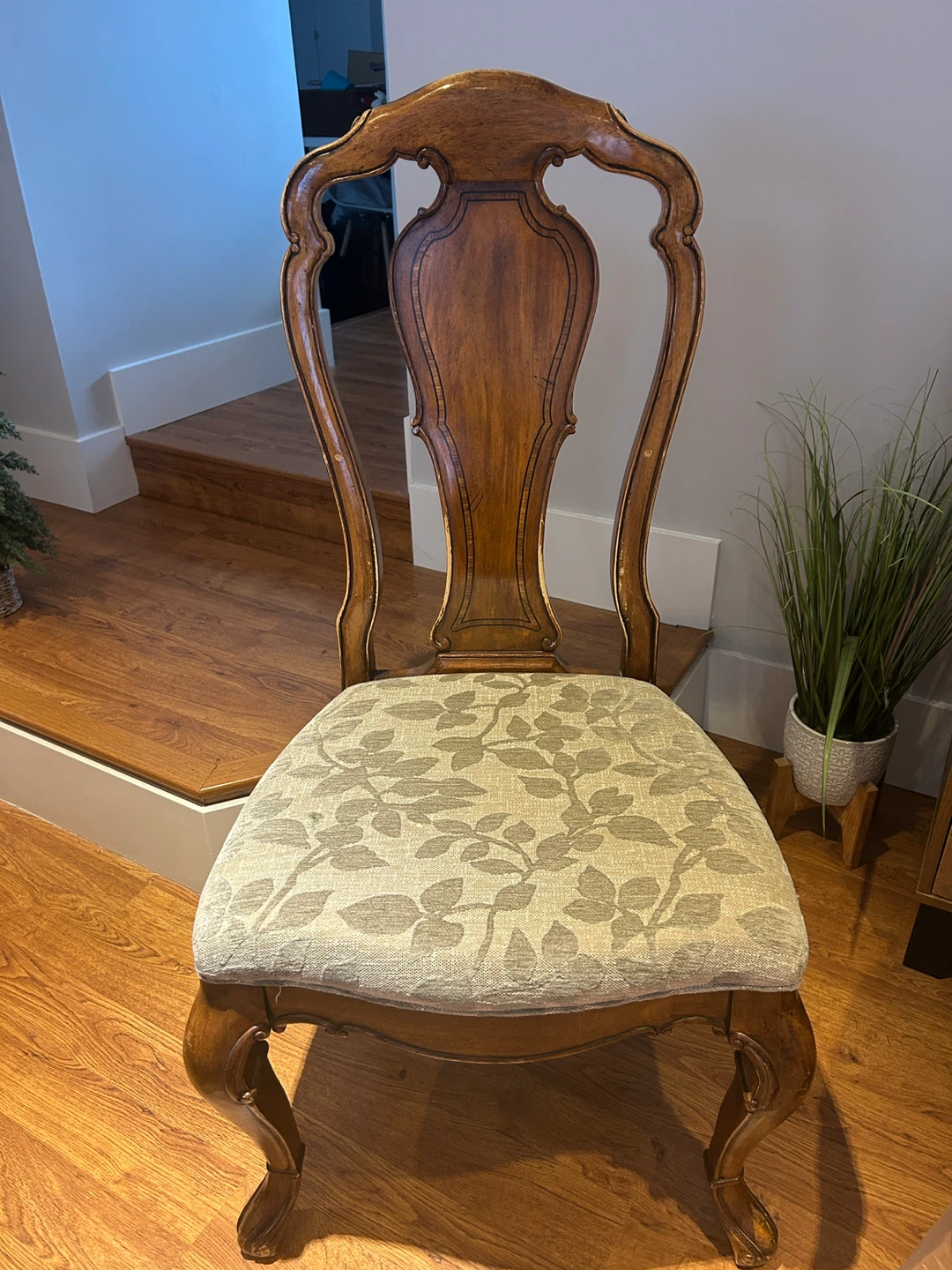 8 Wood Dining Room Chairs