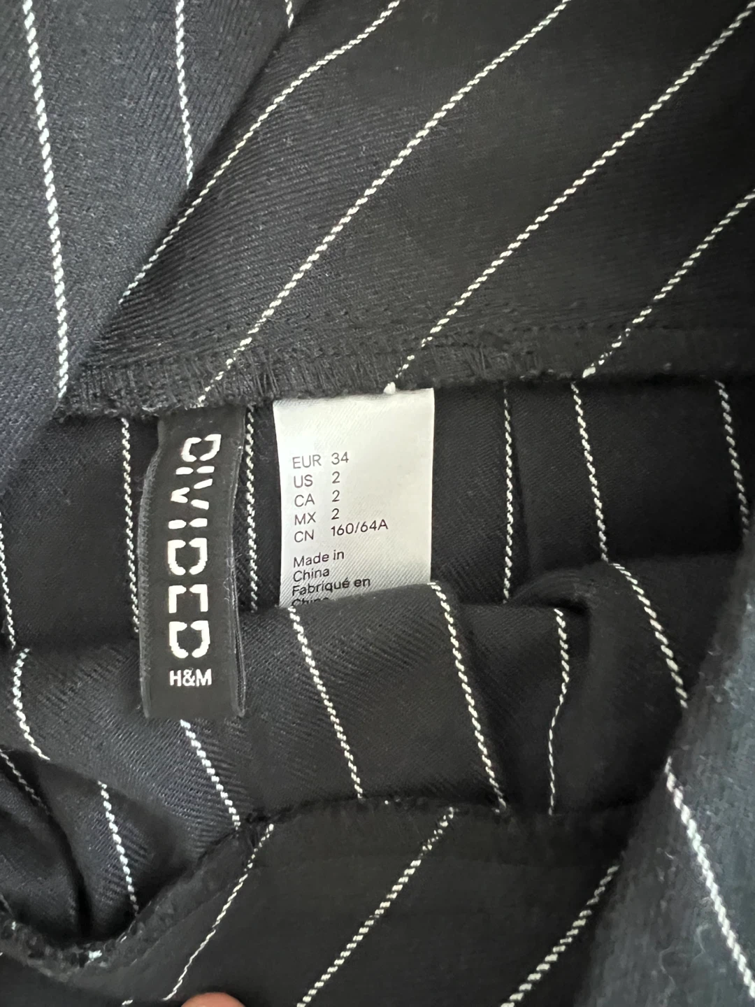 H&M Divided Black Pinstripe Mini Skirt - Size 2 - photo 2