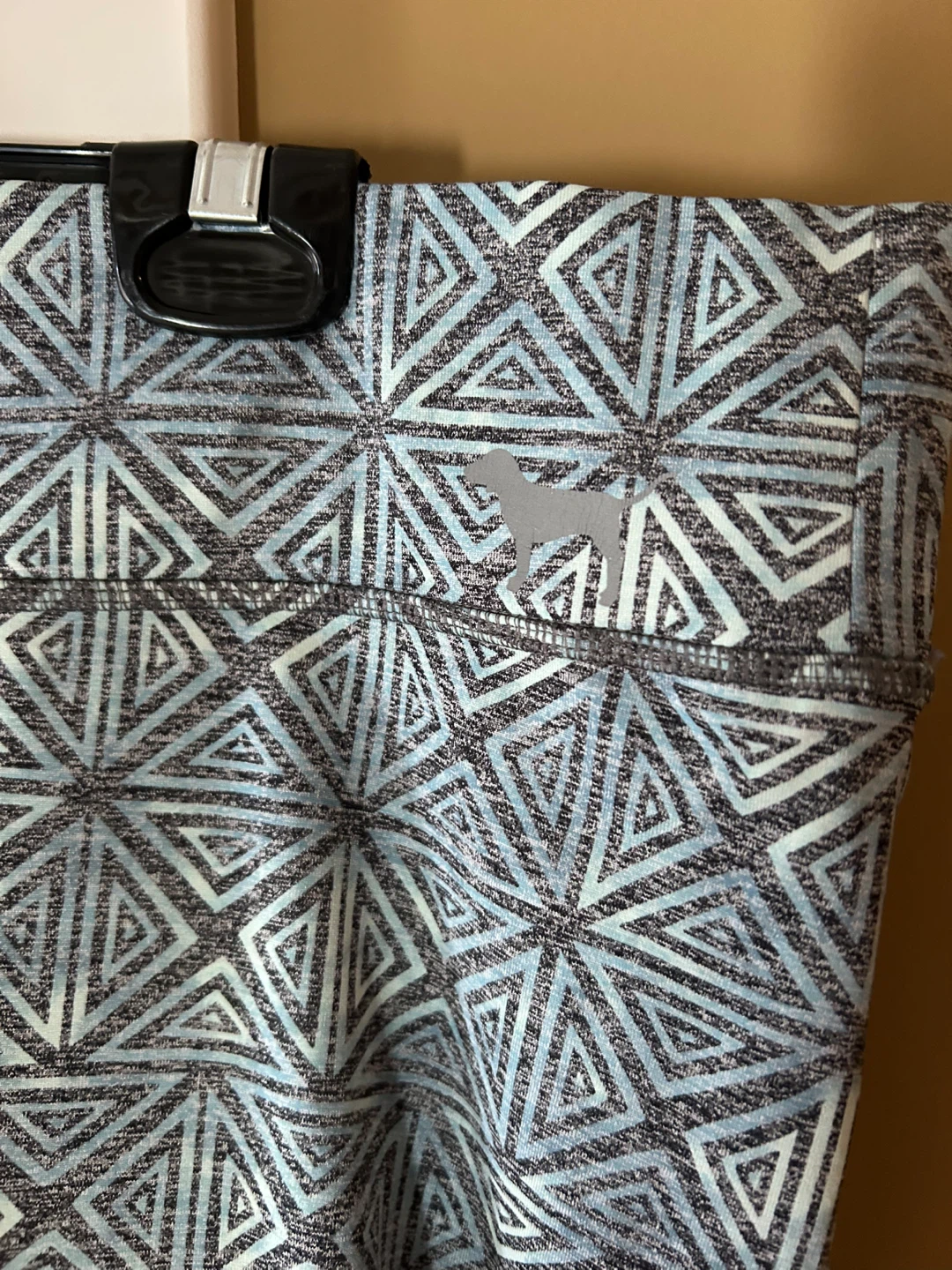 🥕PINK Yoga Leggings - Size M - photo 2
