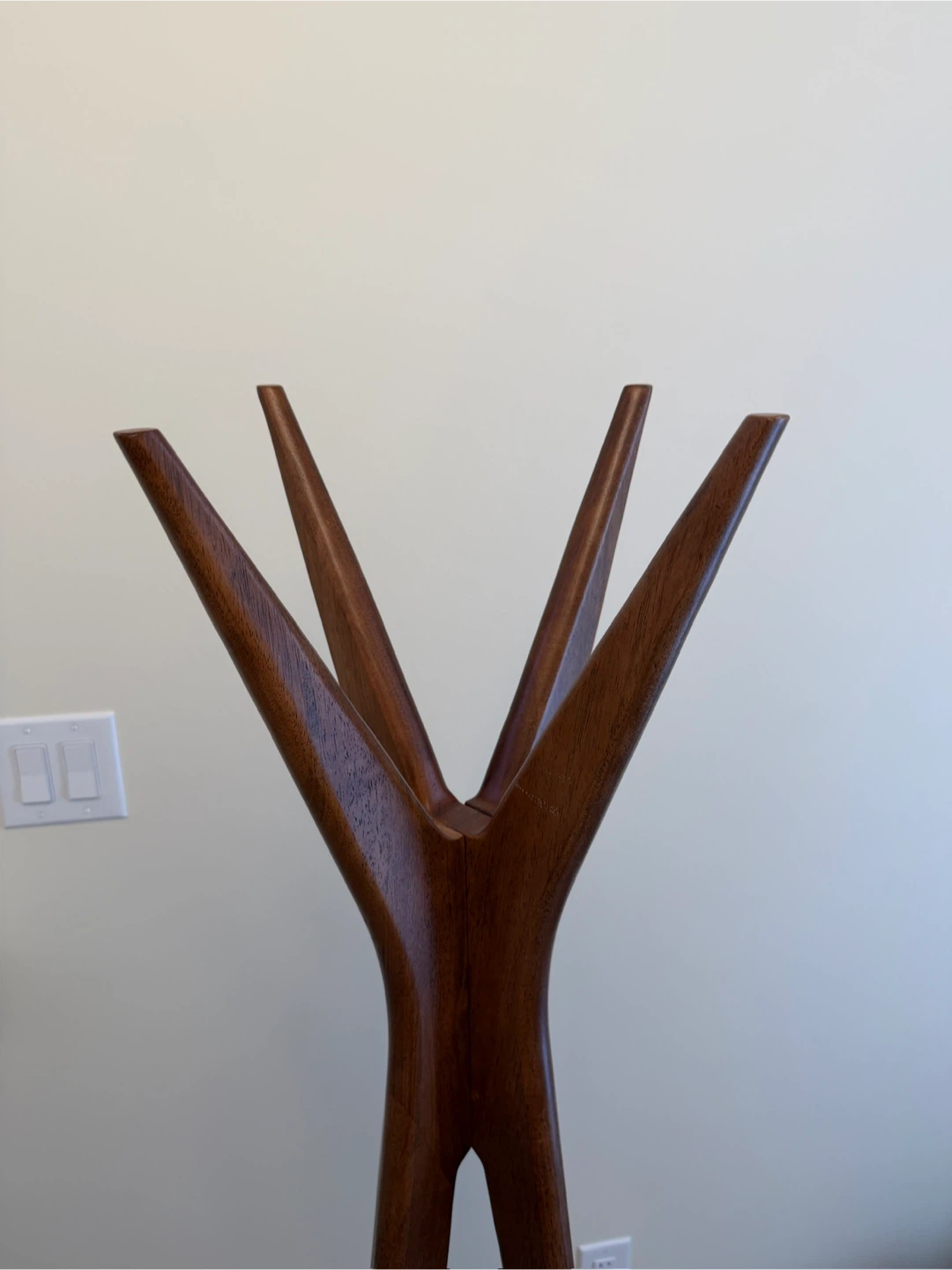 Mid-Century Modern Wooden Coat Rack - photo 2