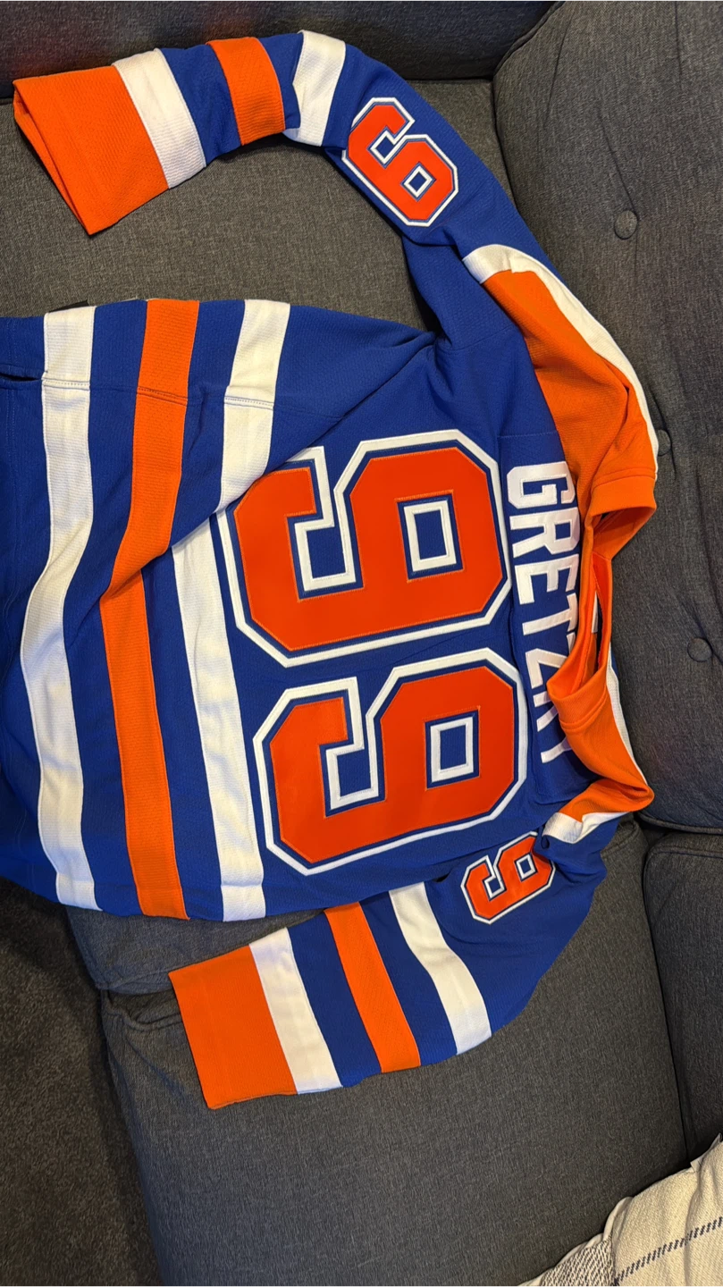 Mitchell & Ness Oilers Gretzky Jersey