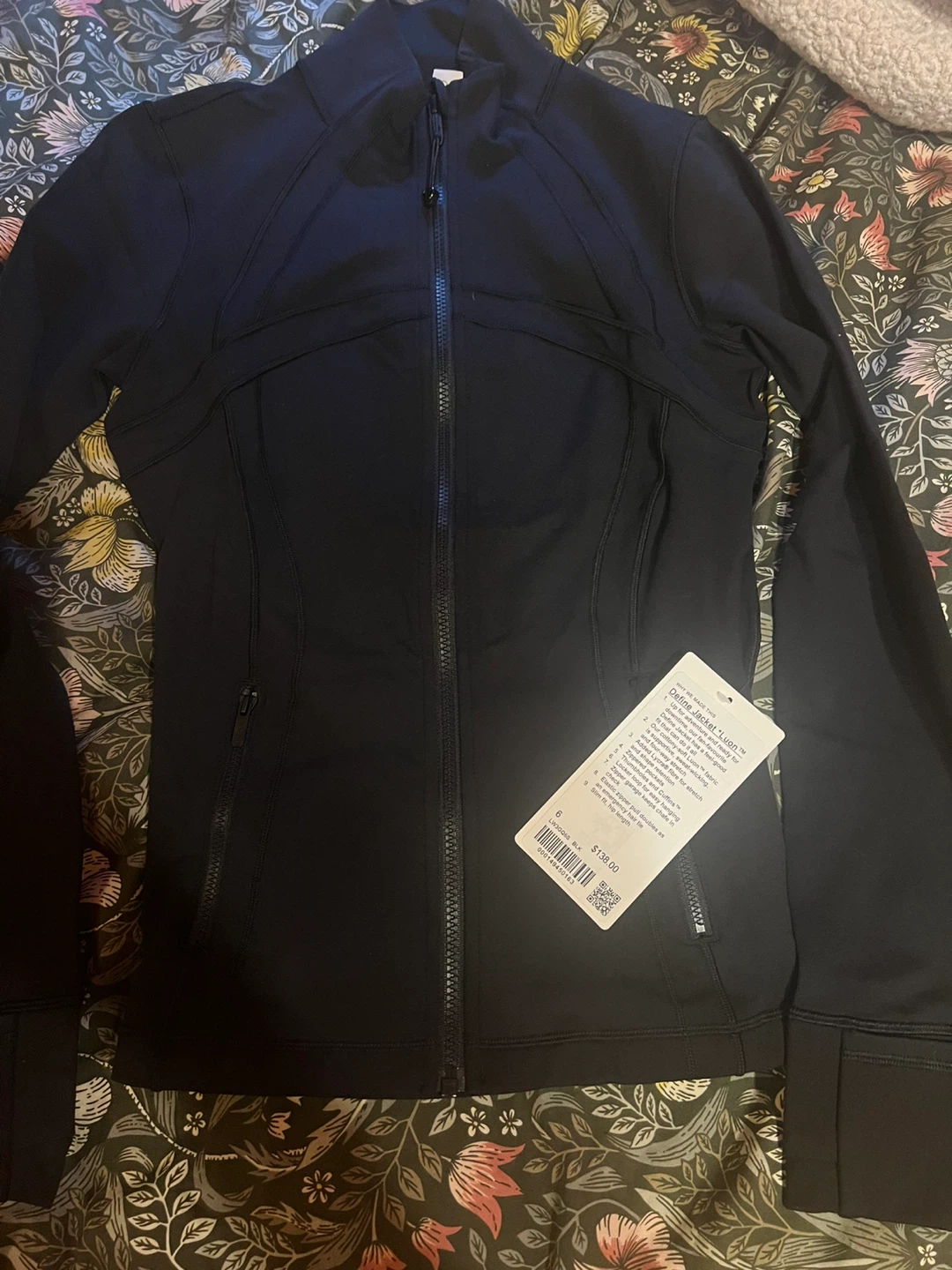 Lululemon Define Jacket Luon - Size 6