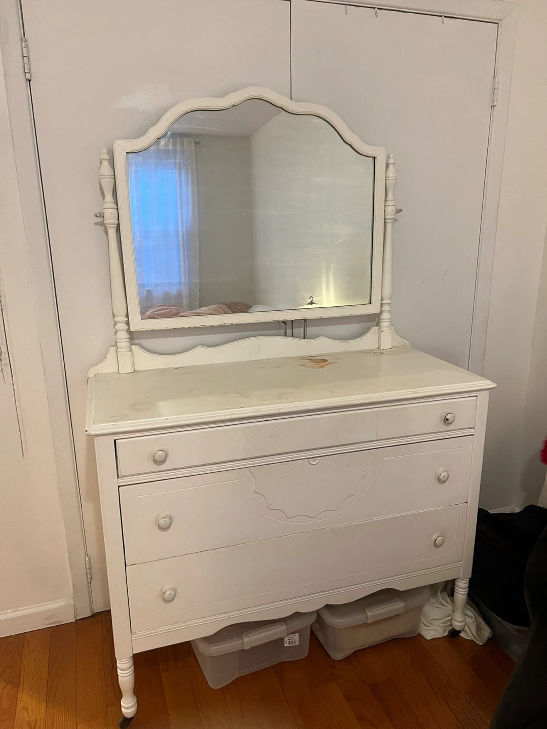 White Vanity Dresser with Mirror