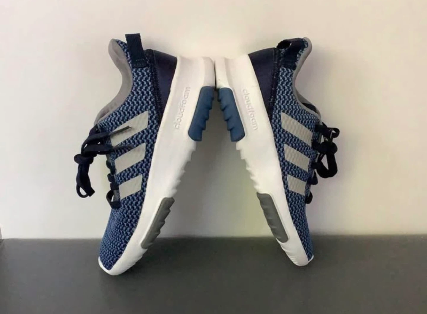 Adidas Cloudfoam Blue Running Shoes Kids size 12 - photo 5