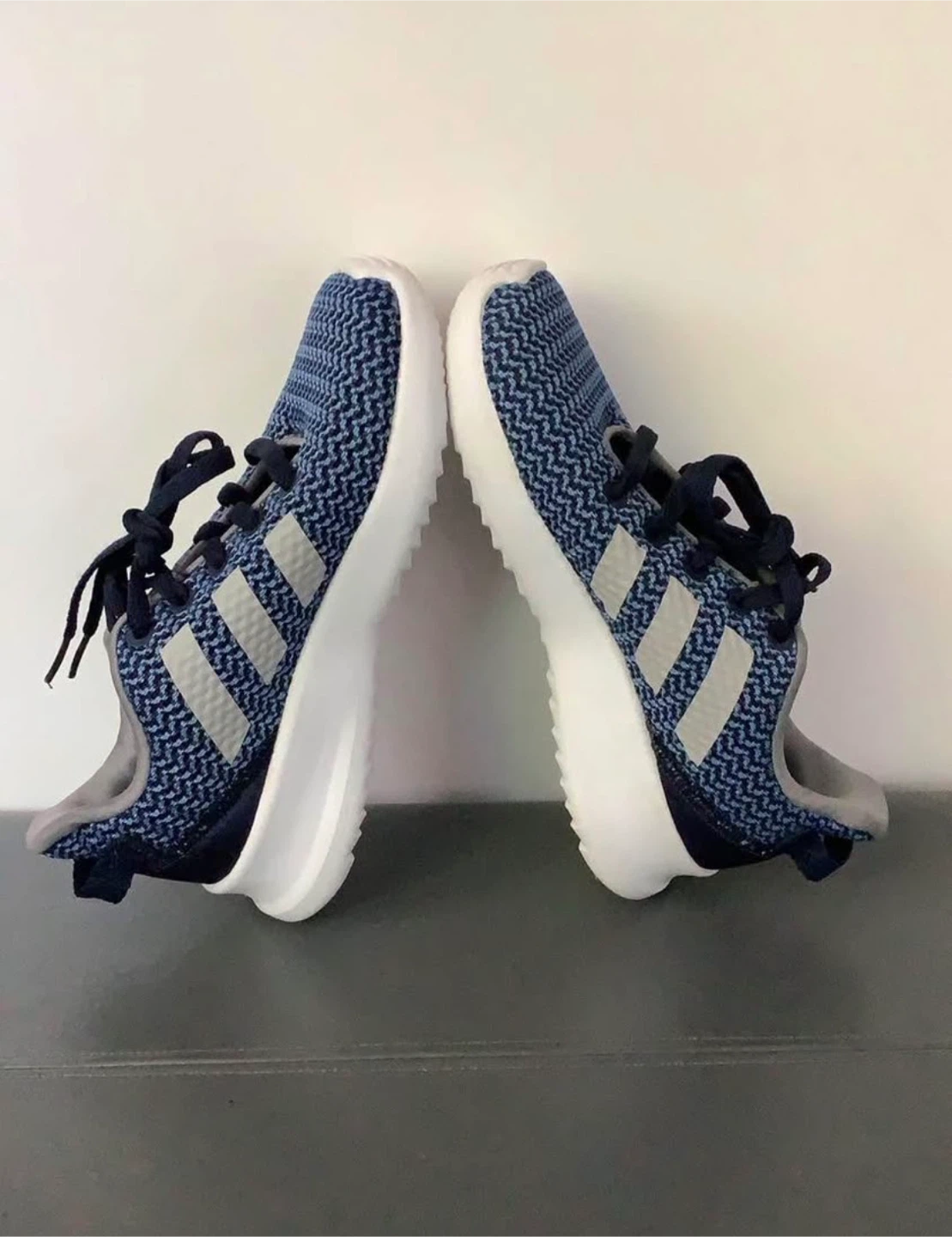 Adidas Cloudfoam Blue Running Shoes Kids size 12 - photo 4
