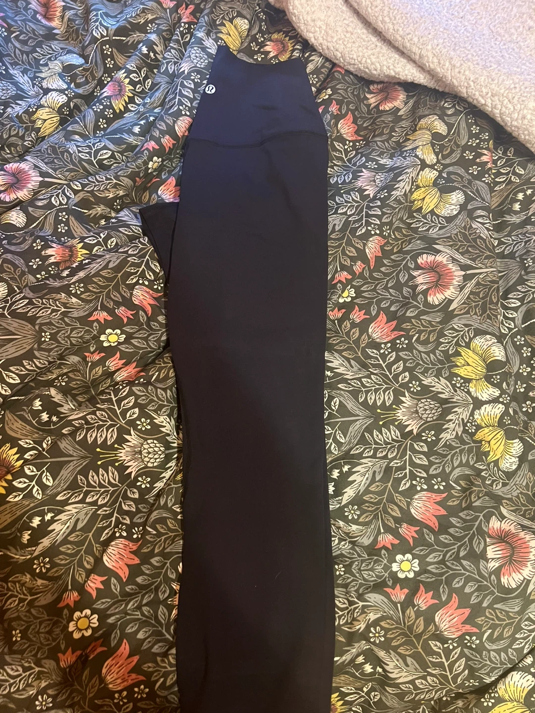 Lululemon Align HR Pant 6 Black - New with Tags - photo 3