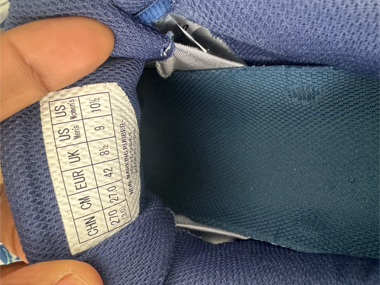 Yonex Power Cushion Aerus Z2 - photo 3