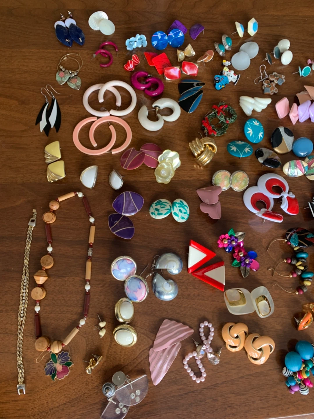 Vintage Jewellery Box with Assorted Jewellery - photo 4