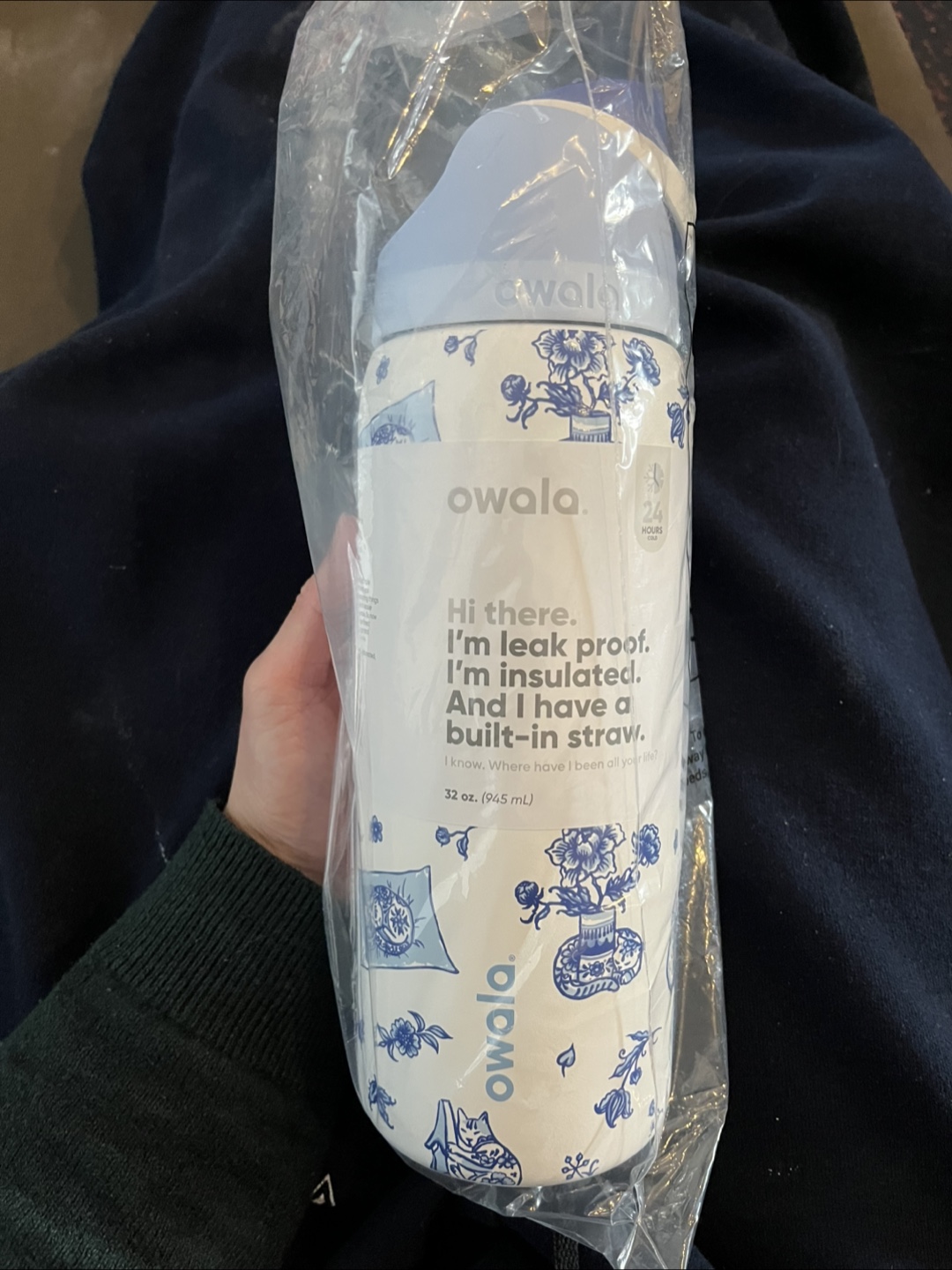 Owala 32oz Bottle -Delft Cat Urban Outfitters Exclusive