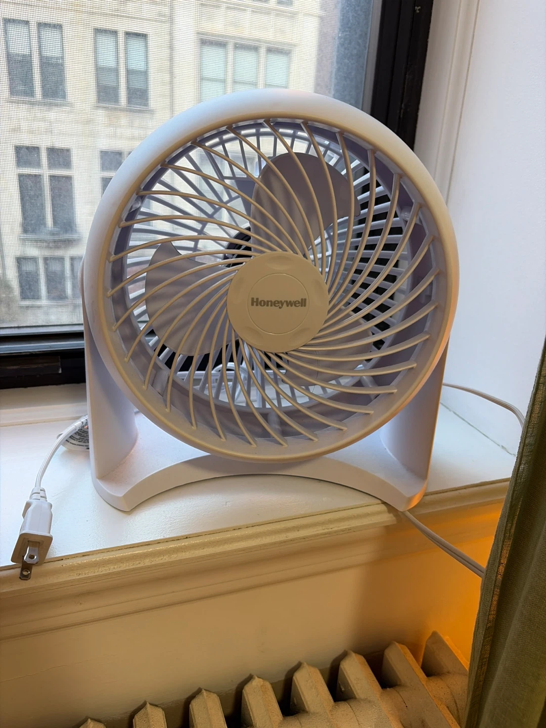 Honeywell Tabletop Air Circulator Fan