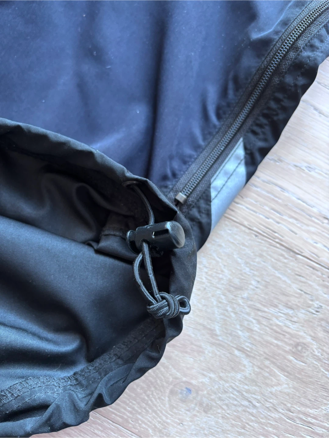 MEC running/cycling jacket - Large - photo 5