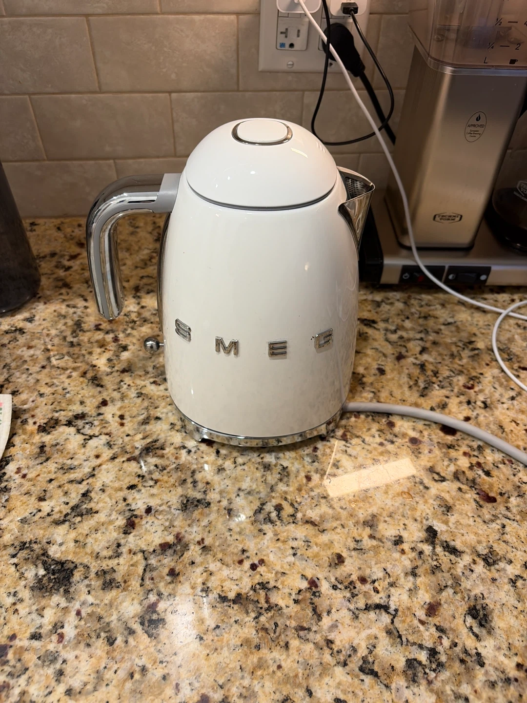 Smeg Electric Kettle - White - photo 2